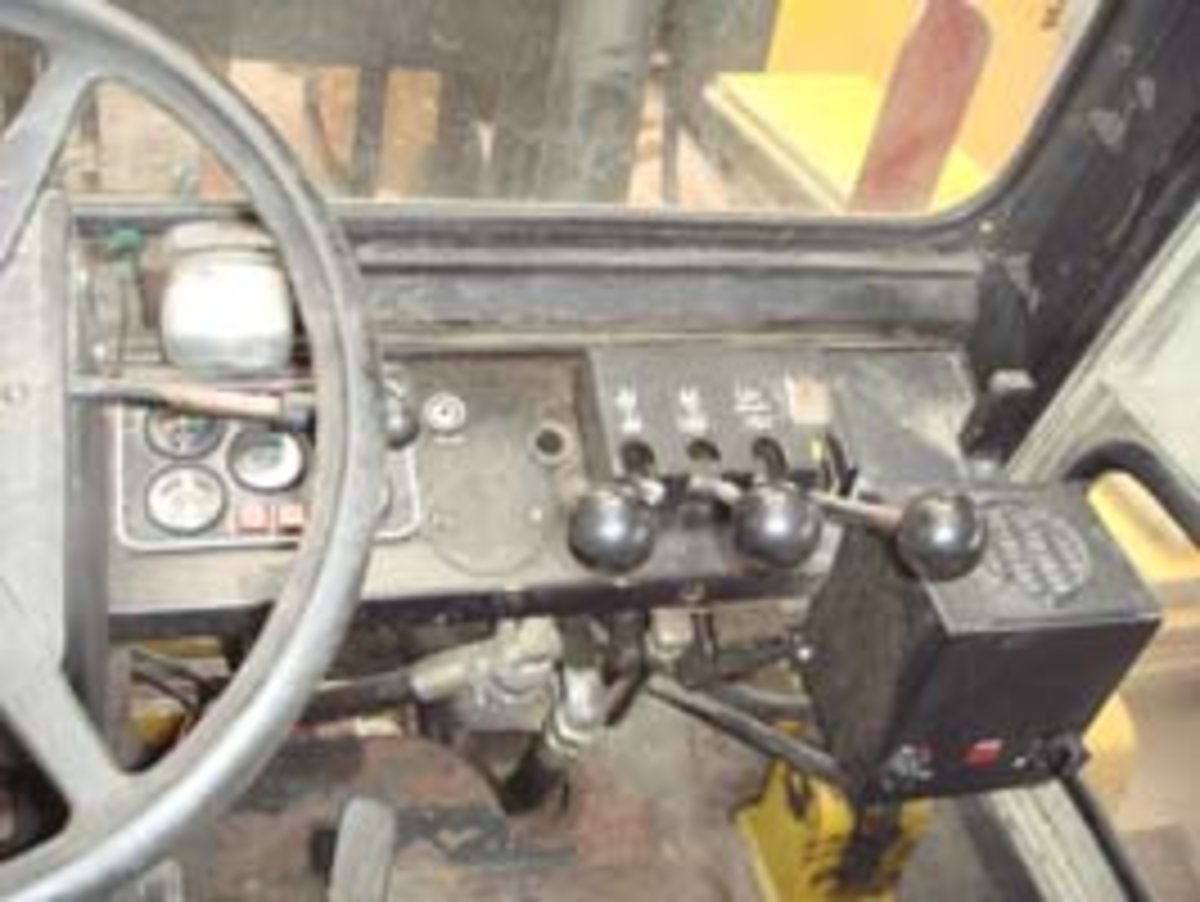 FRAN6306_882880 vehicle image