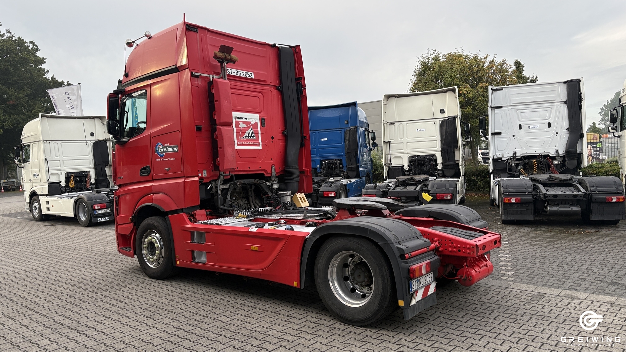 GTTC9636_2708453 vehicle image