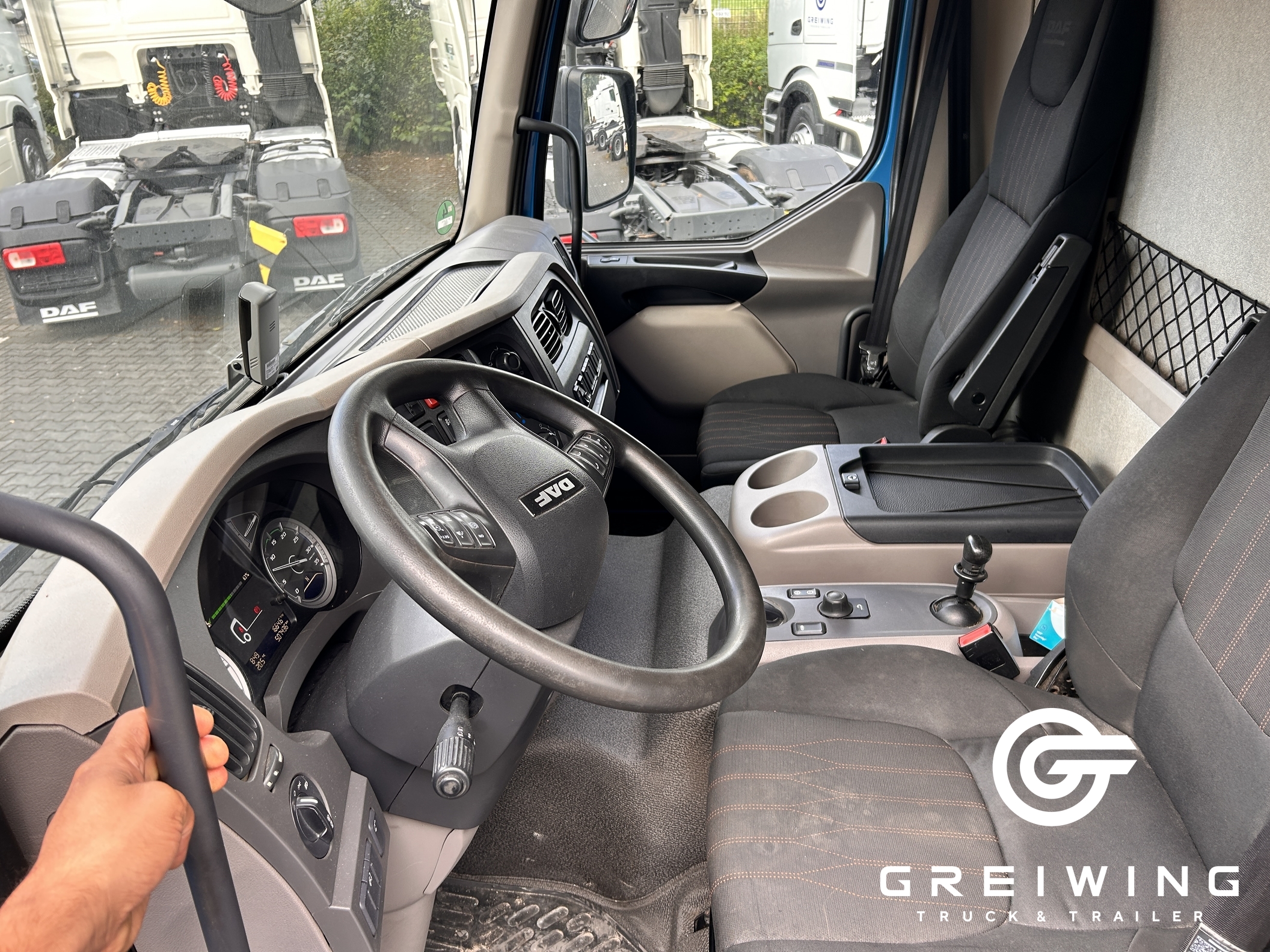 GTTC9636_2708454 vehicle image