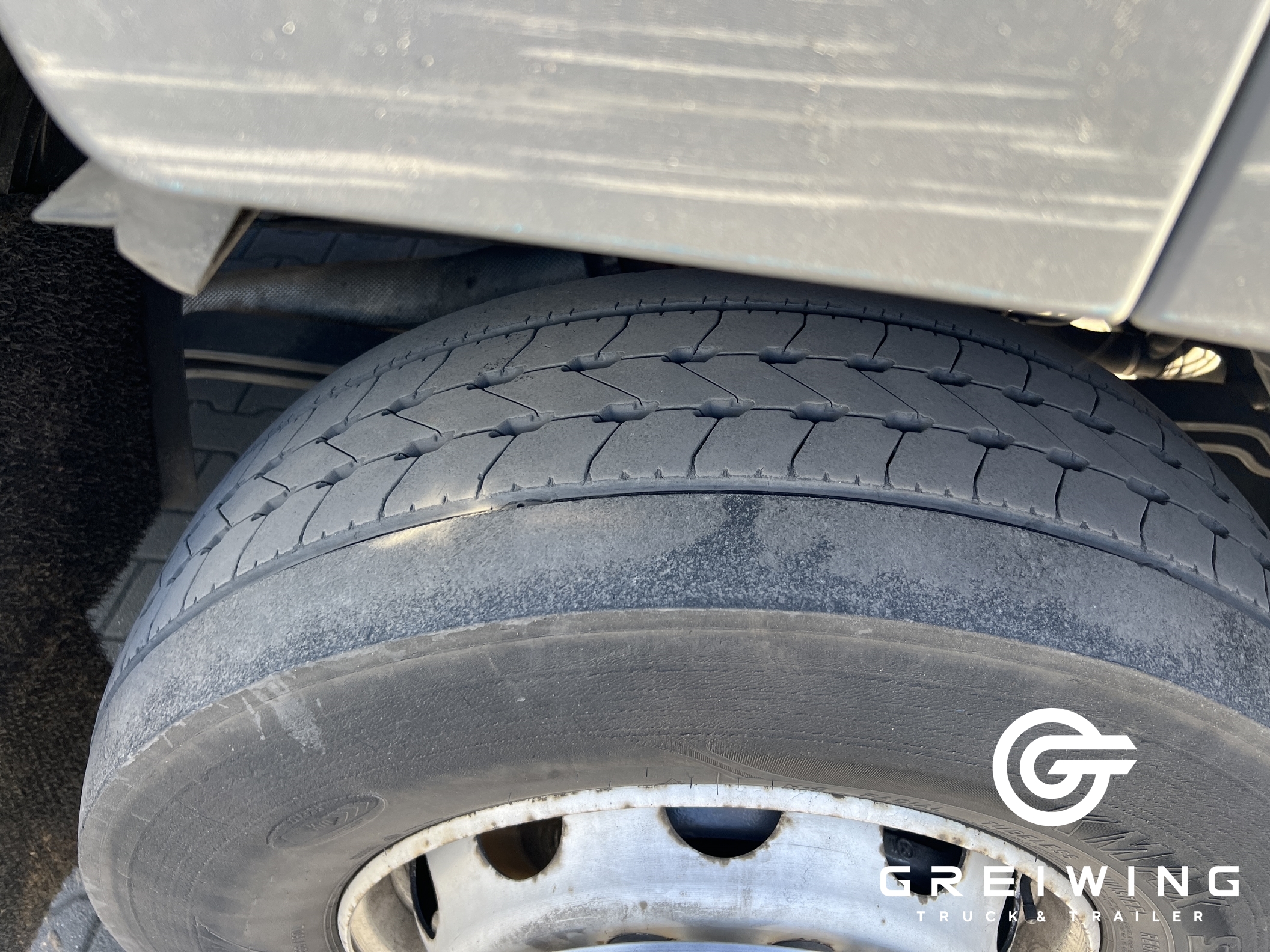 GTTC9636_2708455 vehicle image