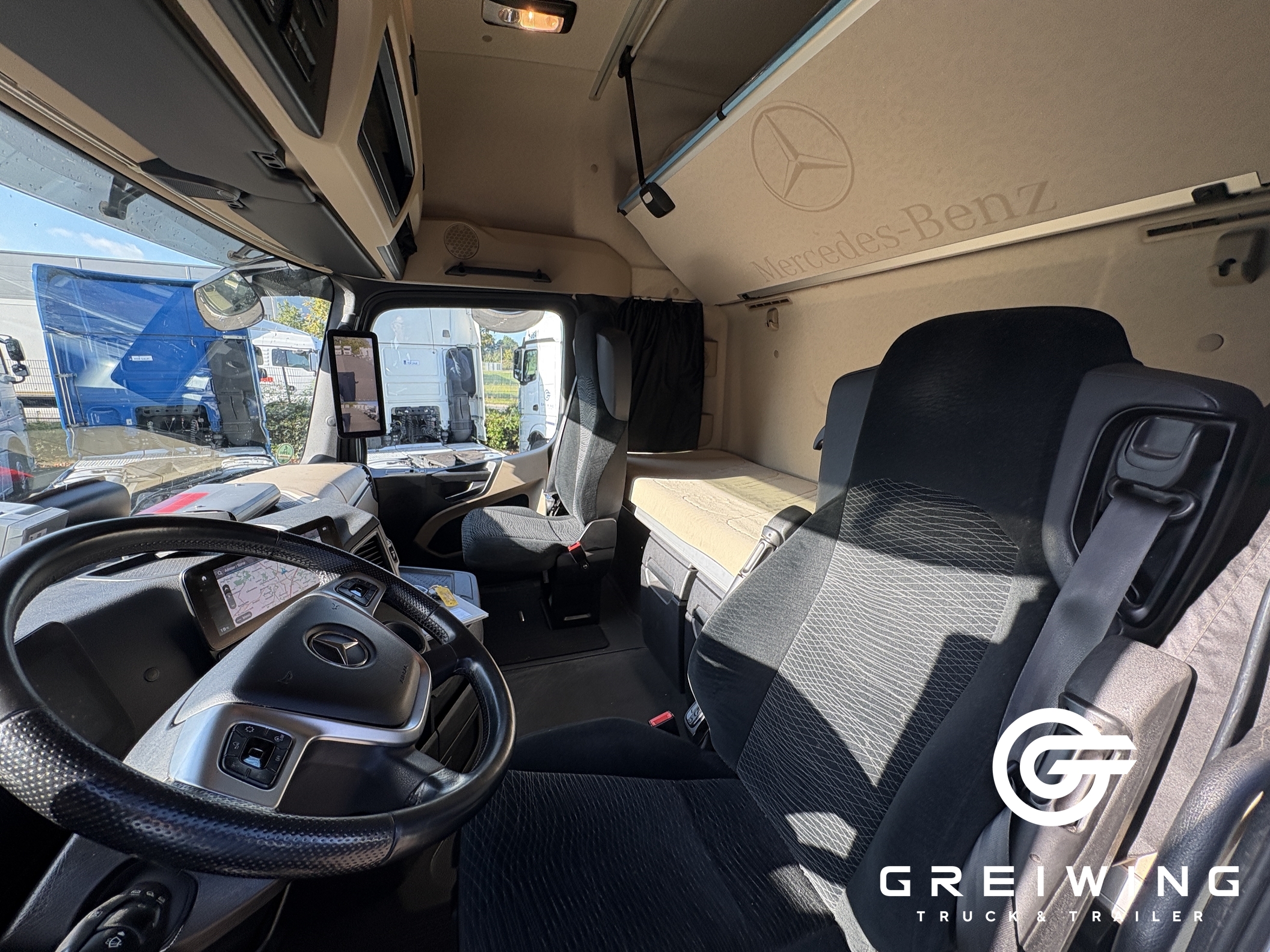 GTTC9636_2708458 vehicle image