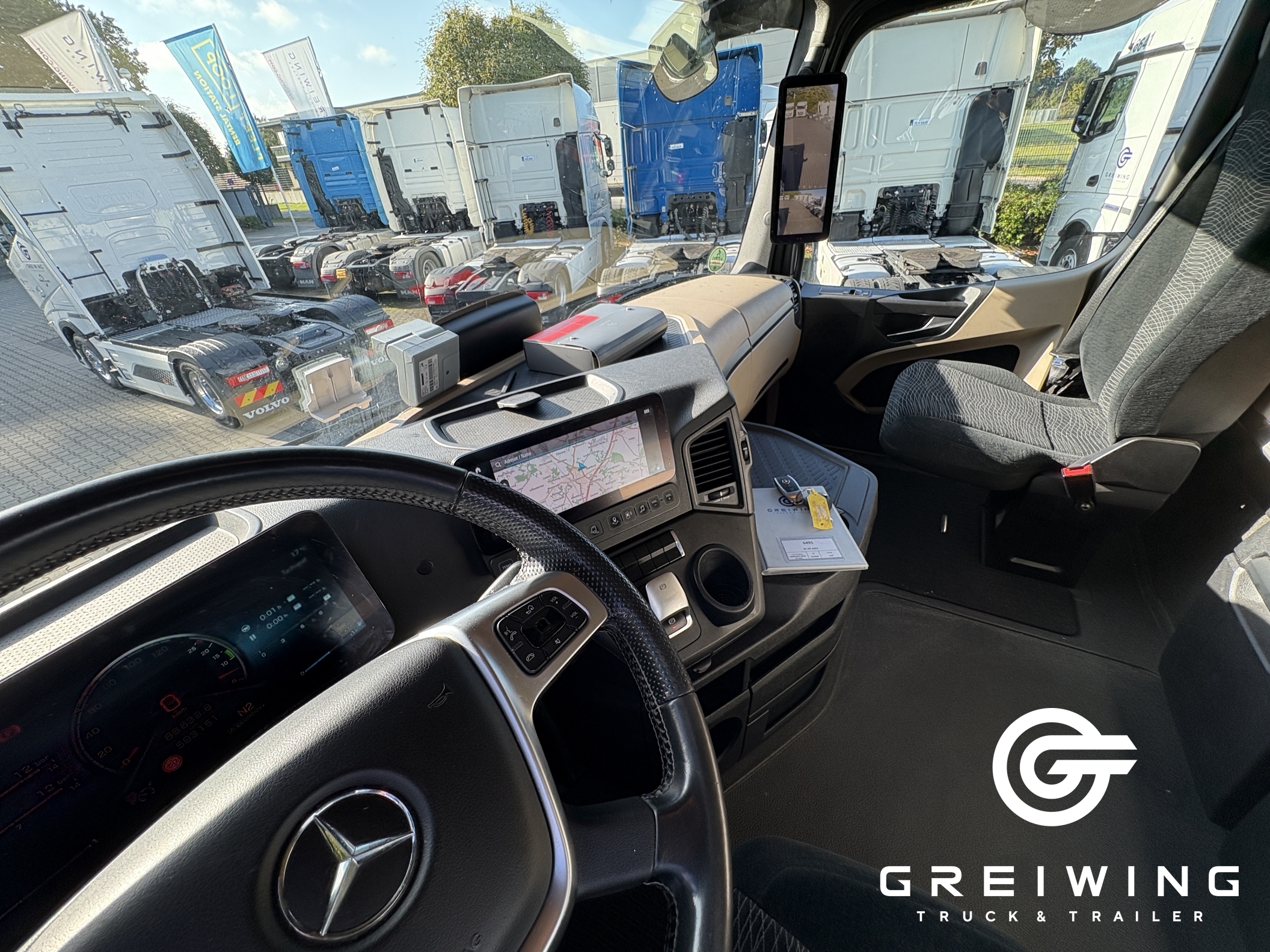 GTTC9636_2708458 vehicle image
