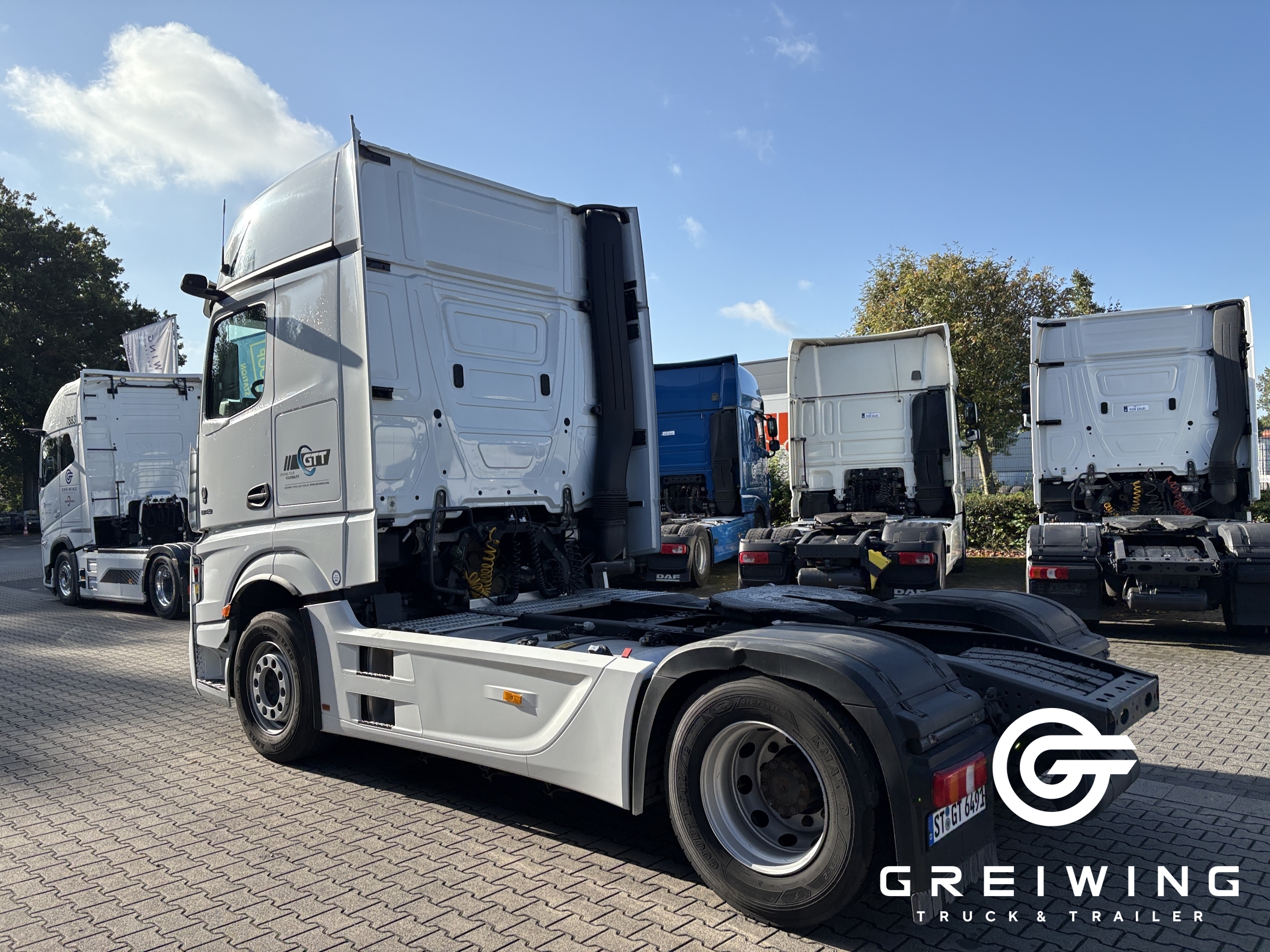 GTTC9636_2708458 vehicle image