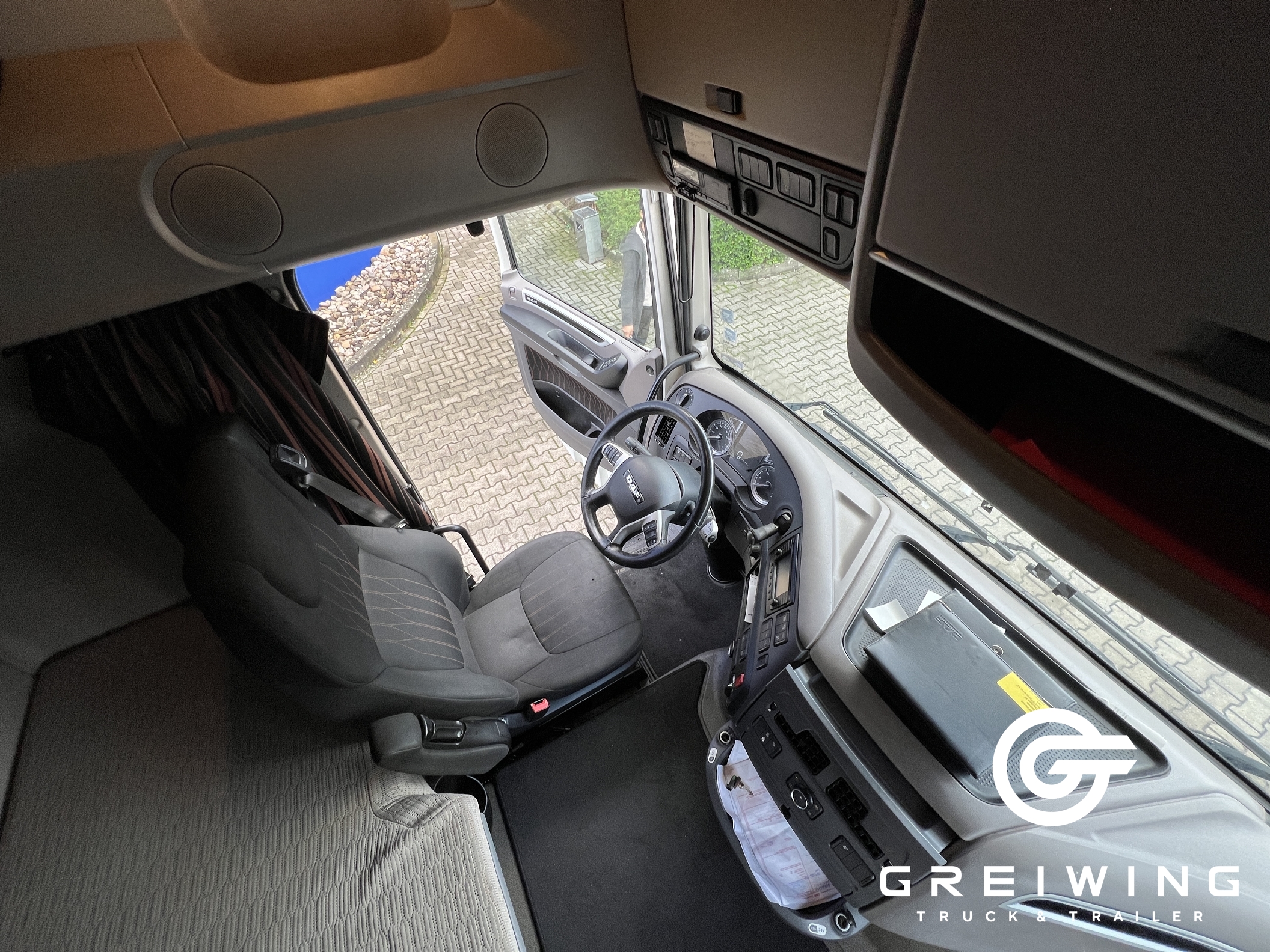 GTTC9636_2576998 vehicle image