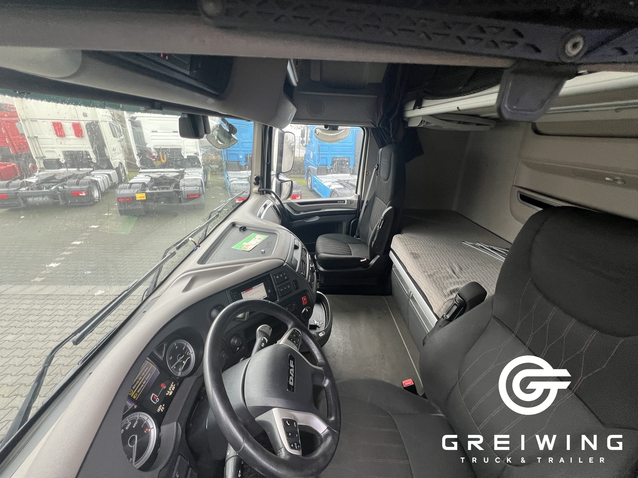 GTTC9636_2576999 vehicle image
