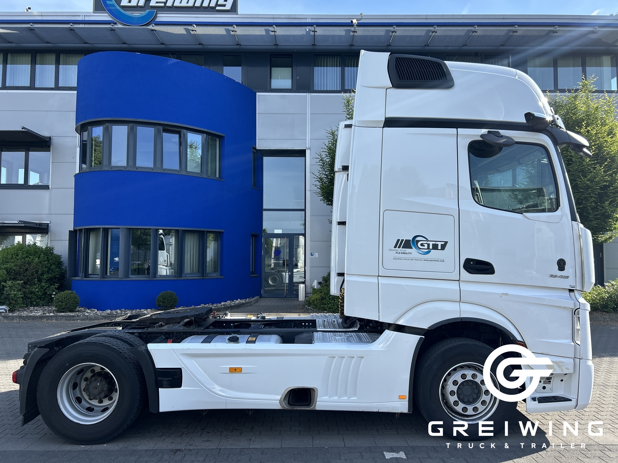 GTTC9636_2708460 vehicle image