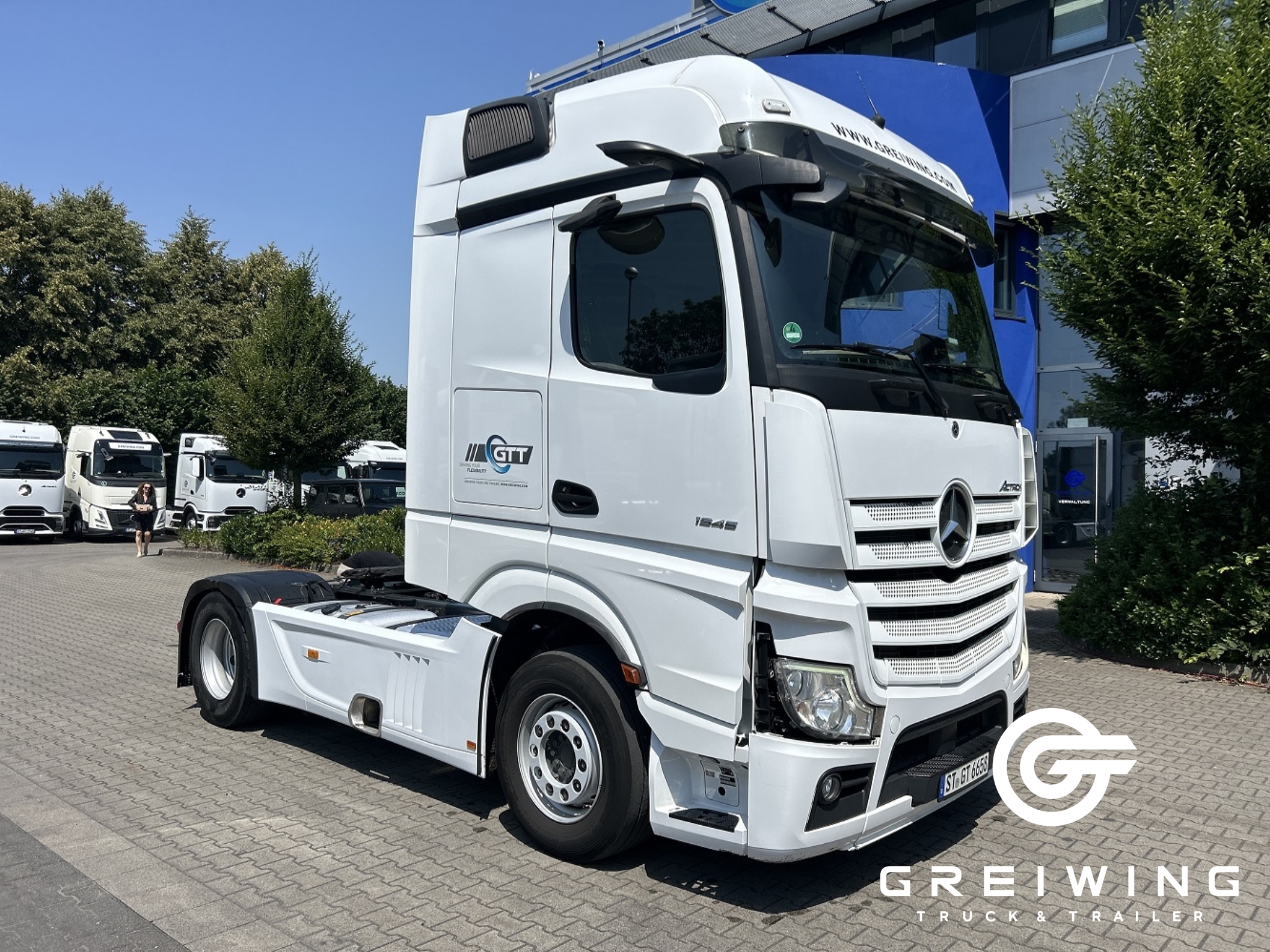 GTTC9636_2708461 vehicle image