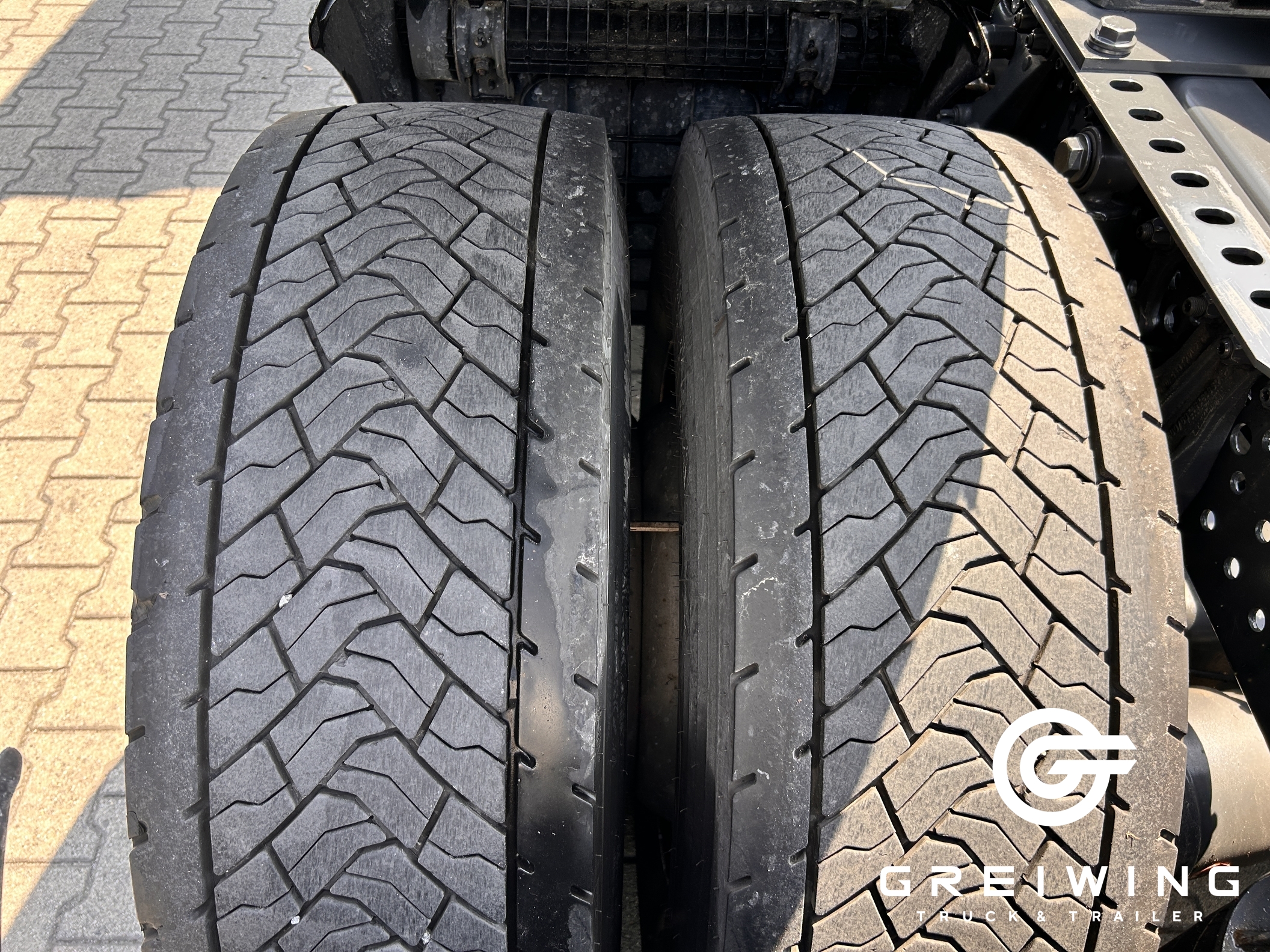 GTTC9636_2831479 vehicle image