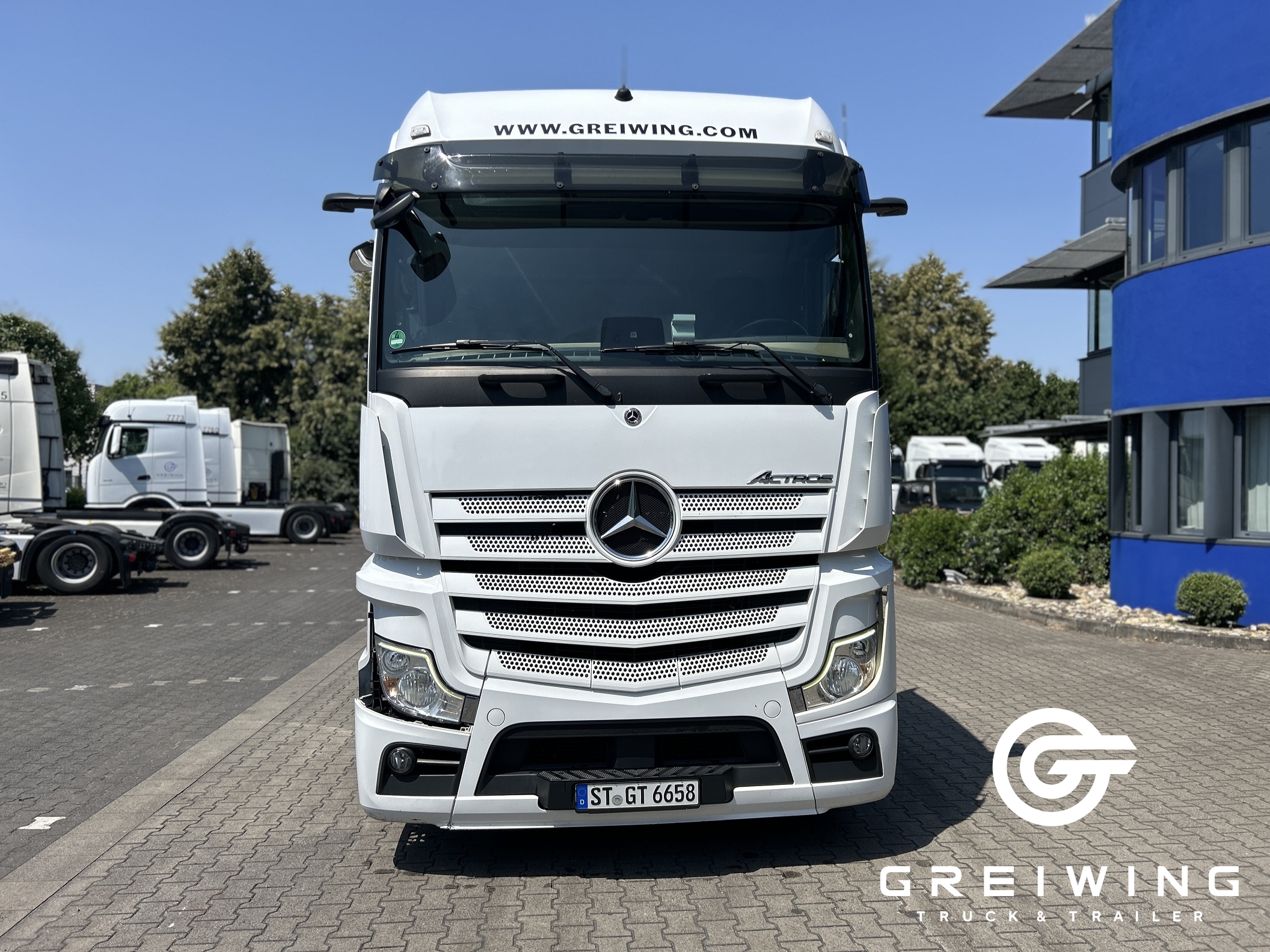 GTTC9636_2708461 vehicle image