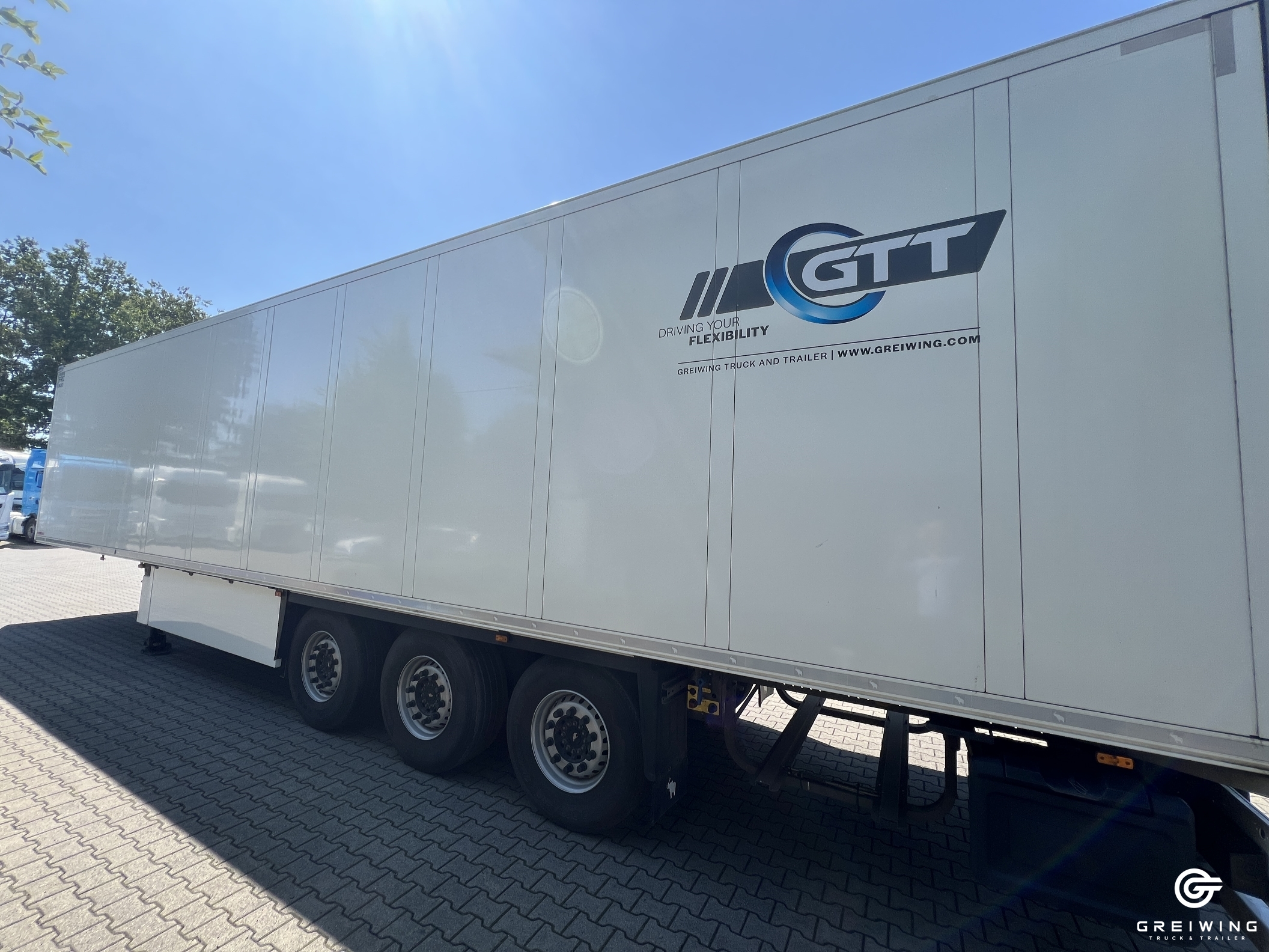 GTTC9636_2577001 vehicle image