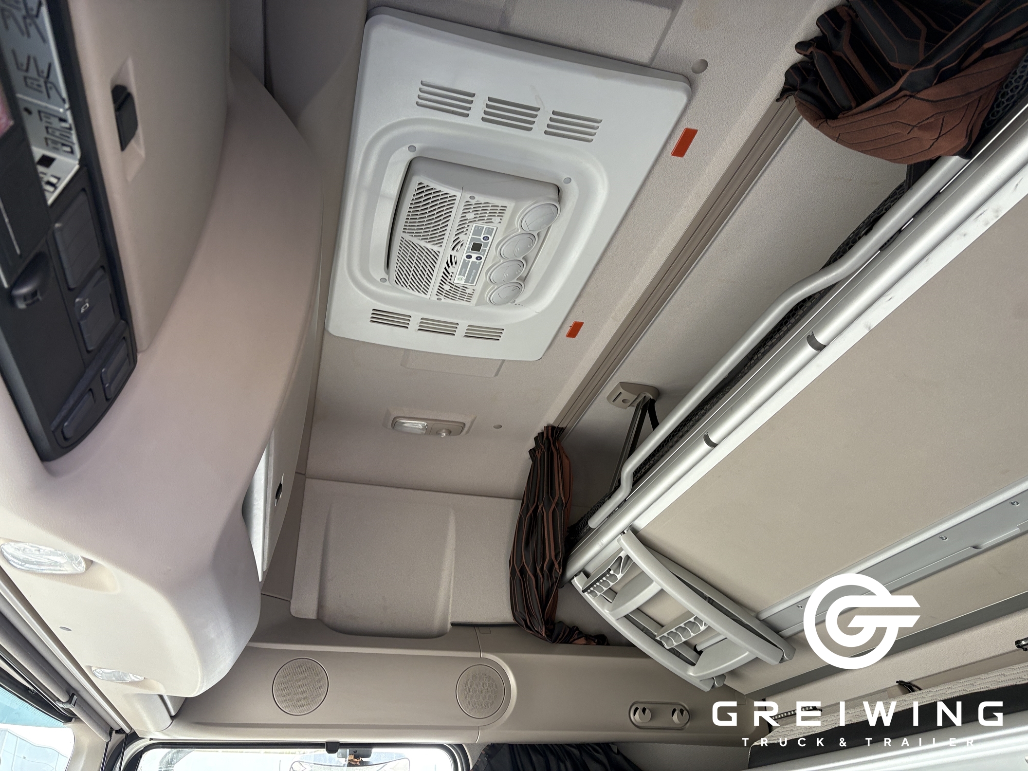 GTTC9636_2708463 vehicle image