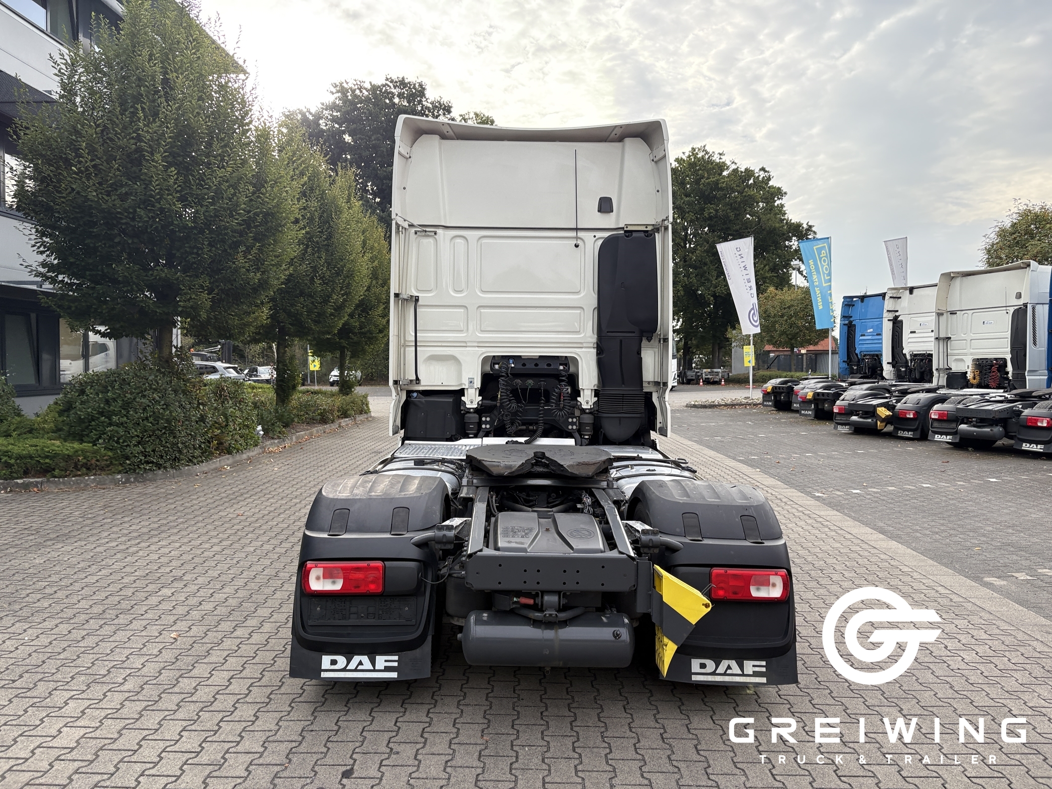 GTTC9636_2708464 vehicle image