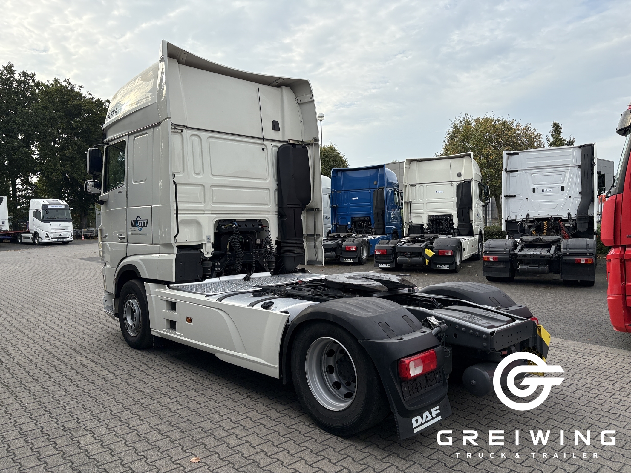 GTTC9636_2708464 vehicle image
