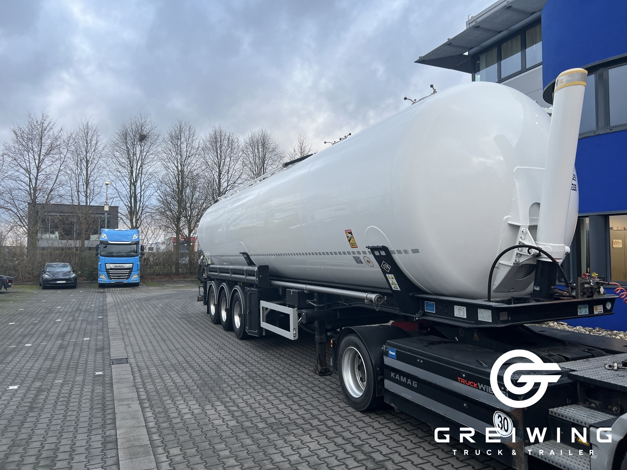 GTTC9636_2577004 vehicle image