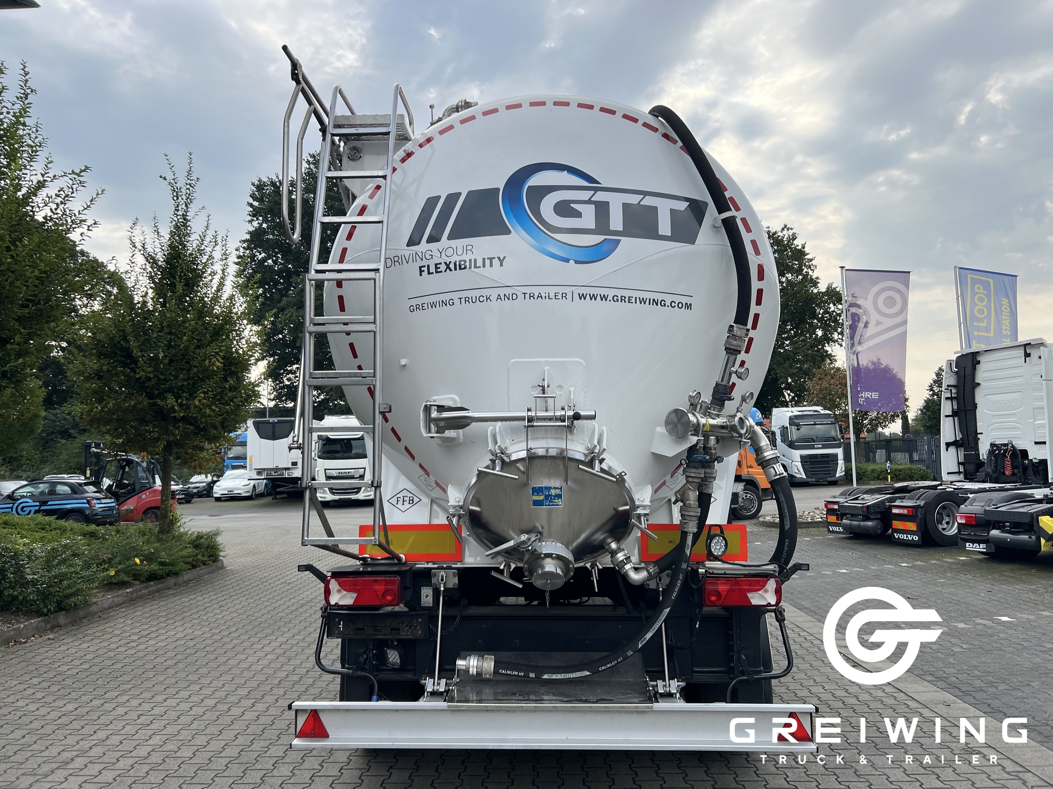 GTTC9636_2577006 vehicle image