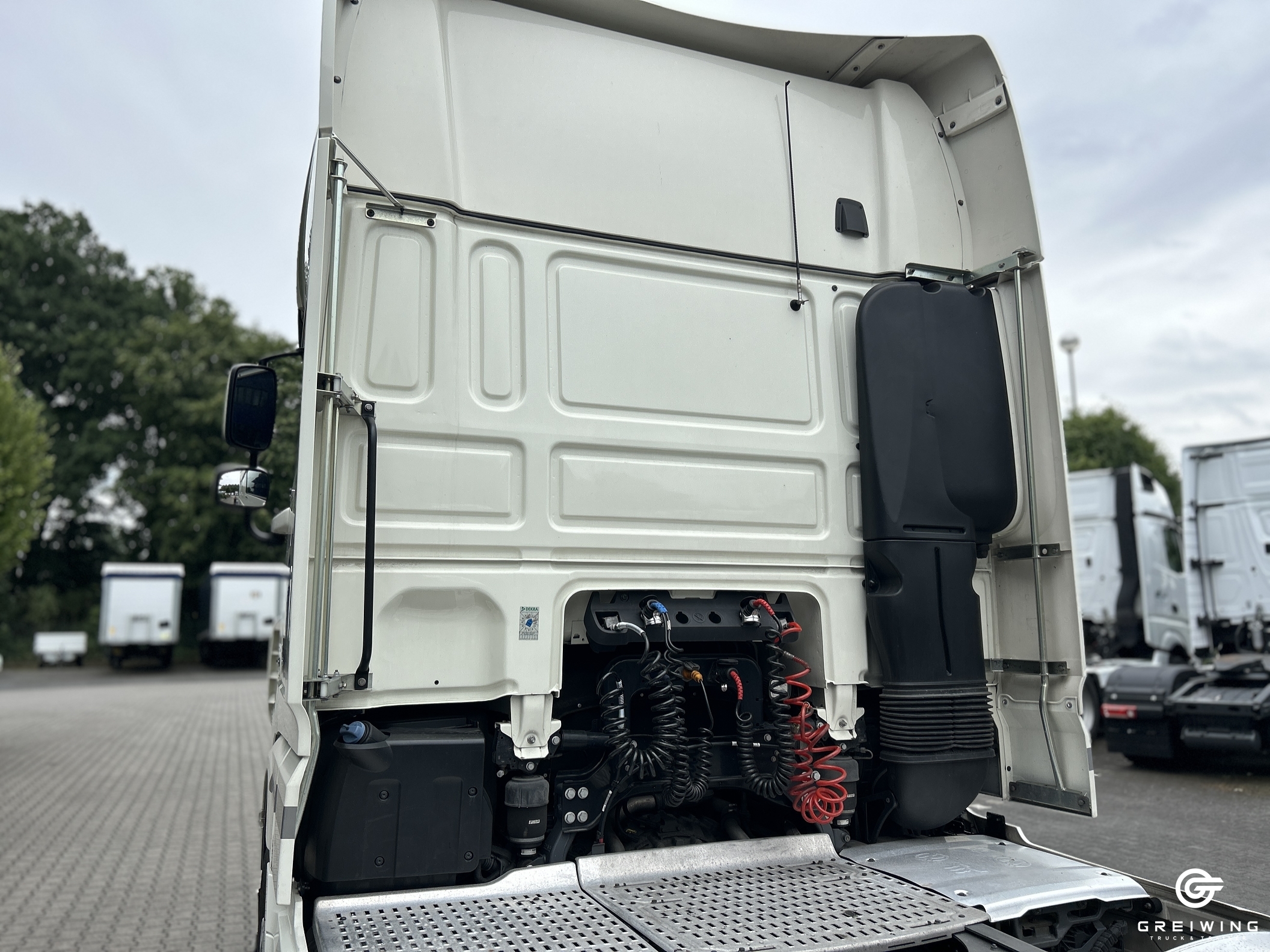GTTC9636_2708467 vehicle image