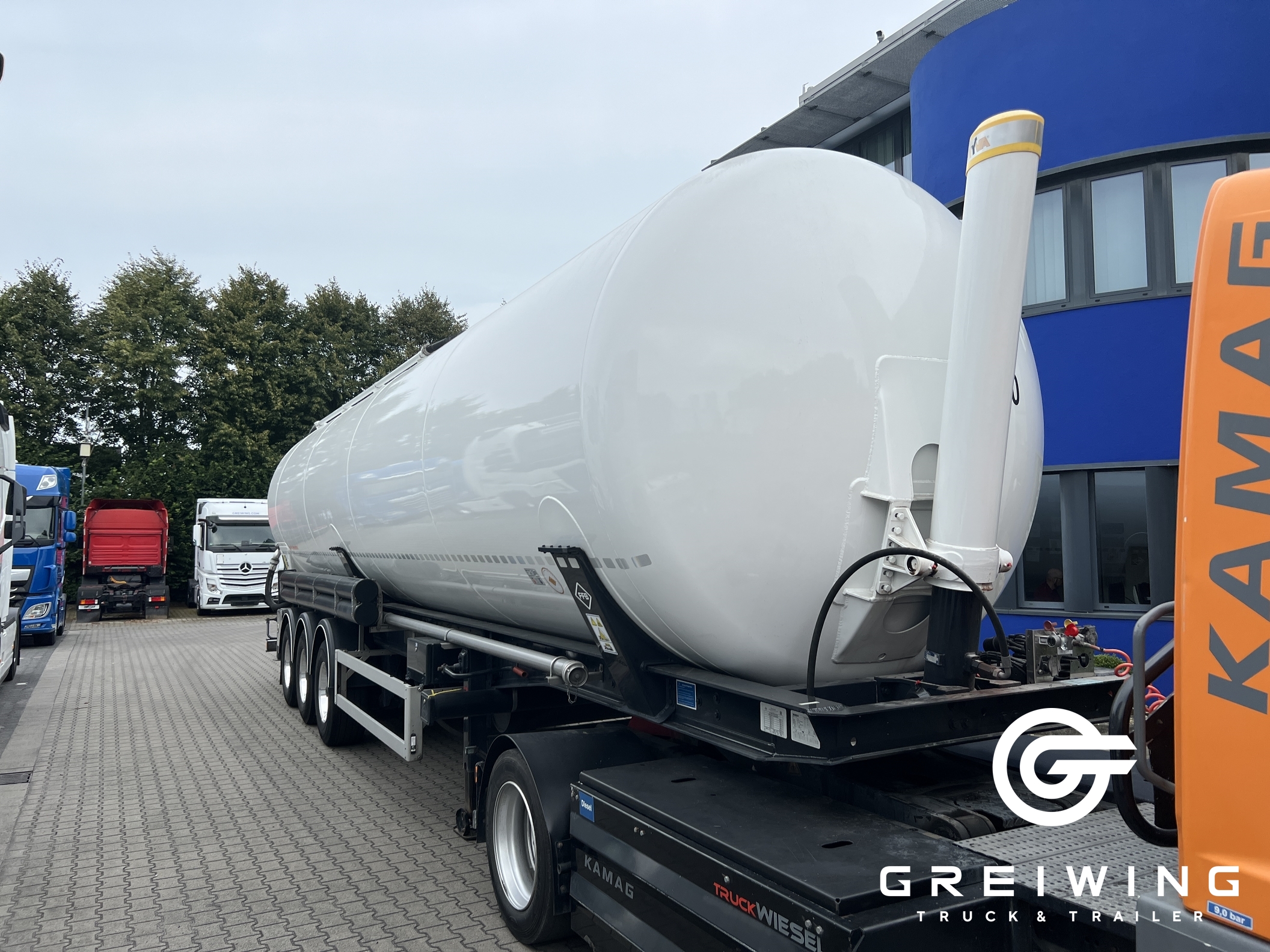 GTTC9636_2577007 vehicle image