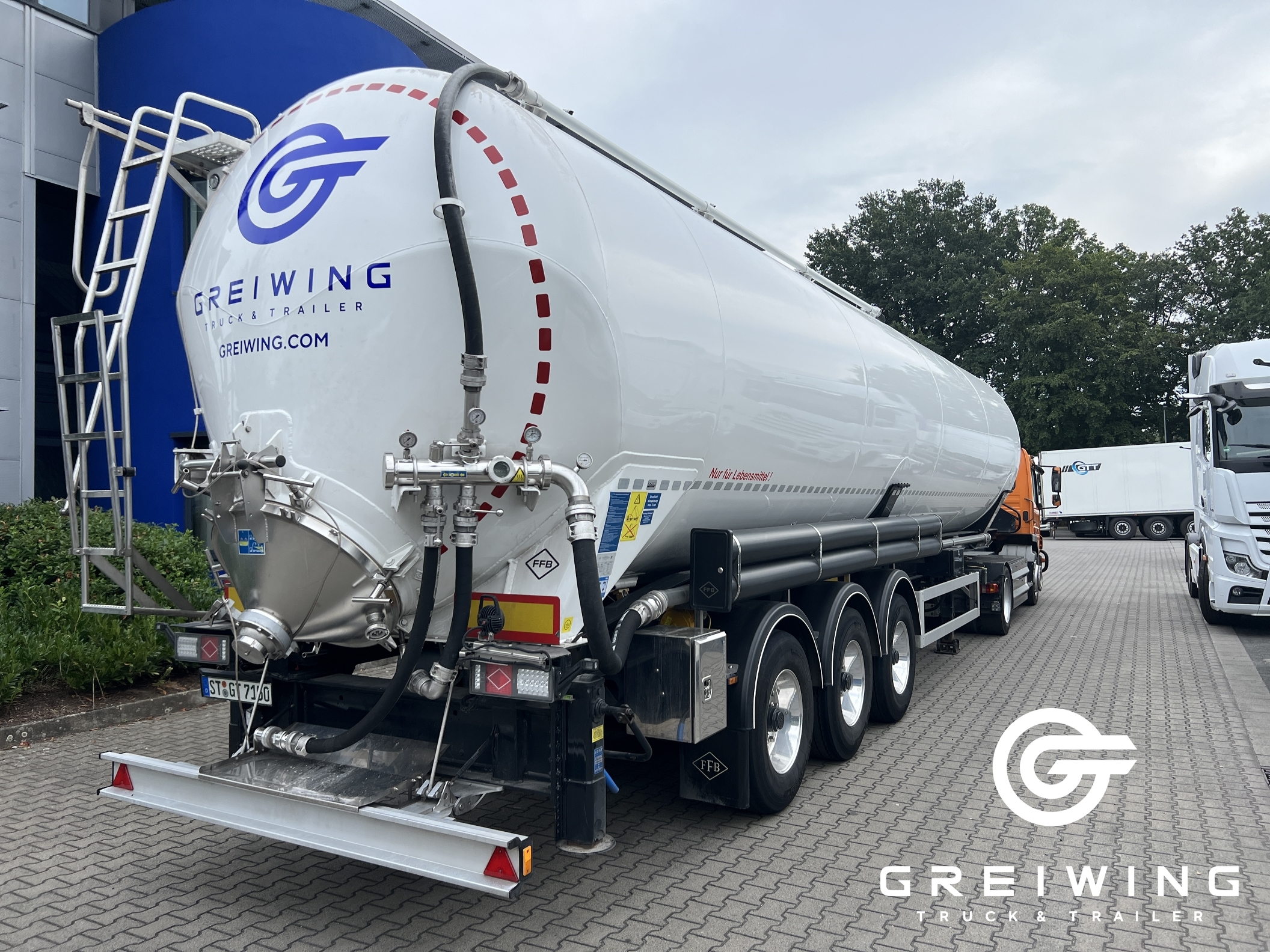GTTC9636_2577007 vehicle image
