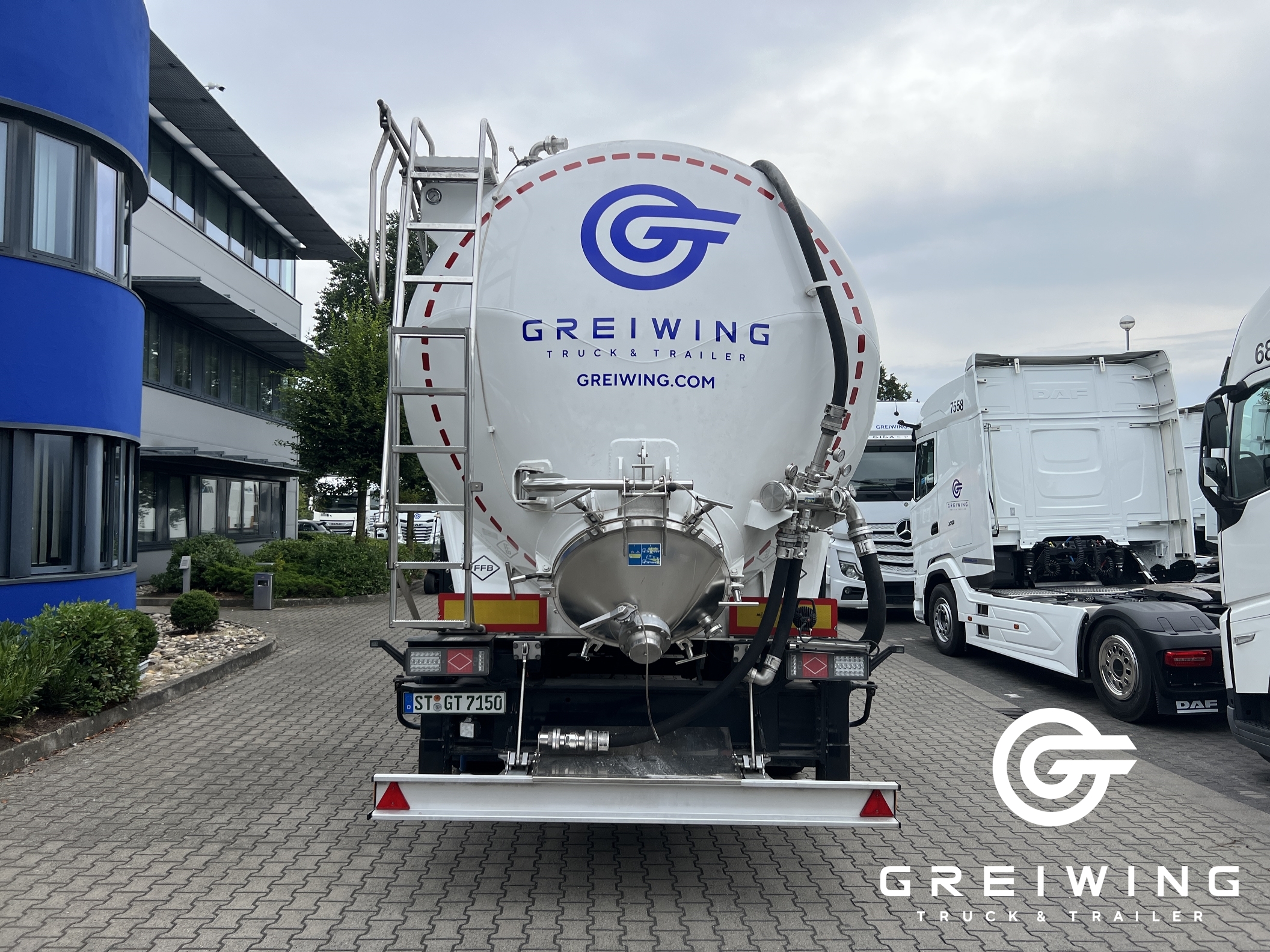GTTC9636_2577007 vehicle image