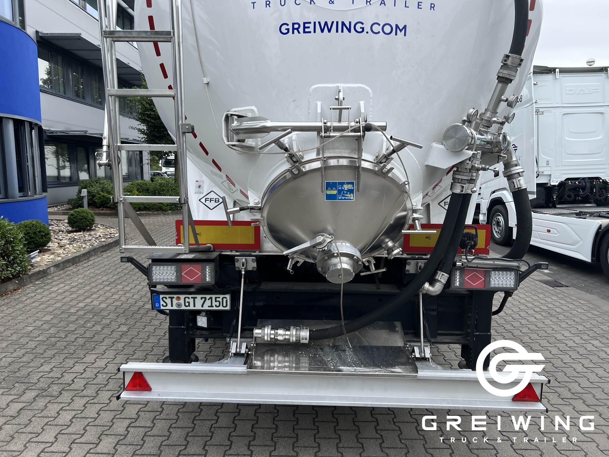 GTTC9636_2577007 vehicle image
