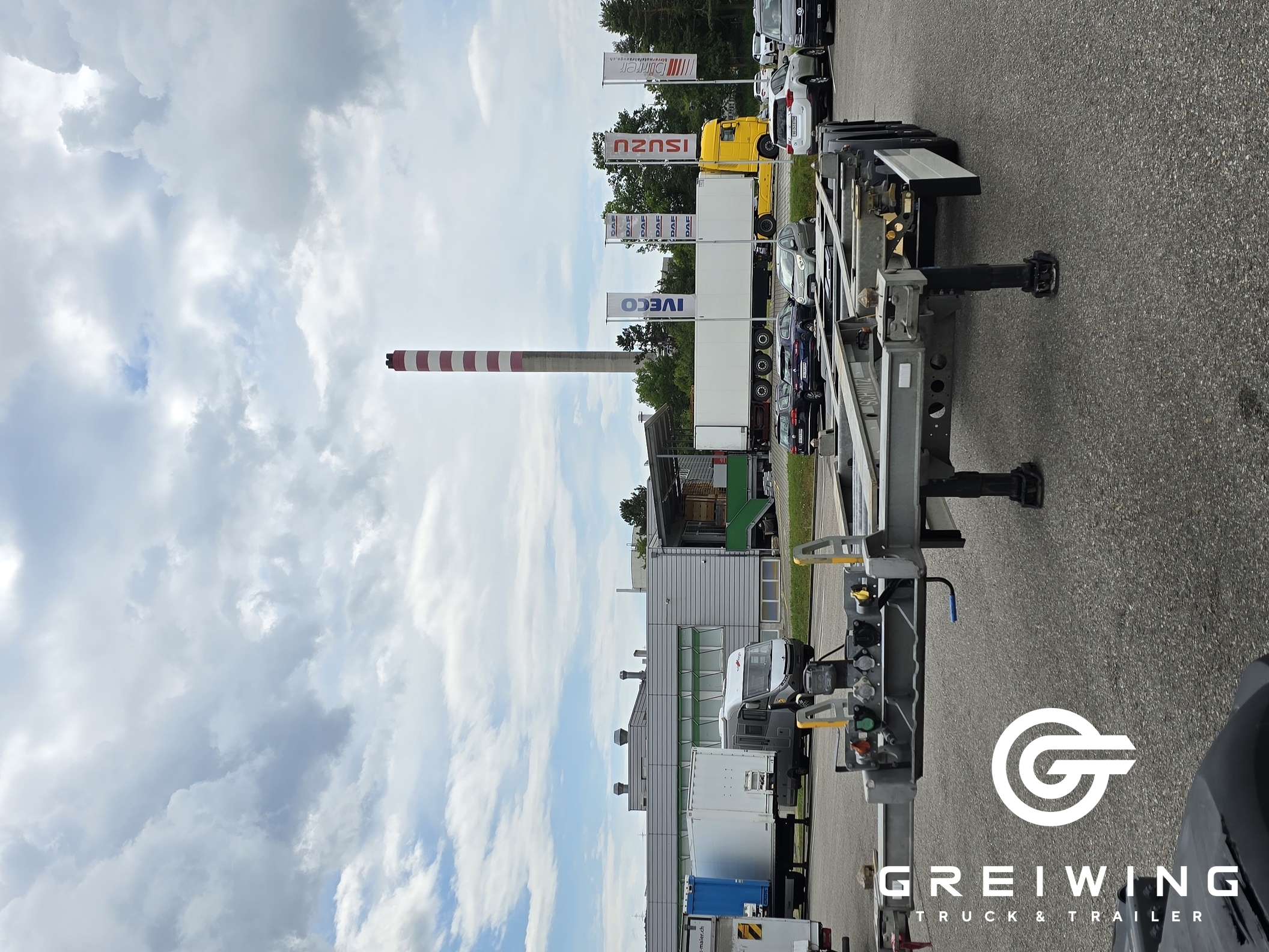 GTTC9636_2957926 vehicle image
