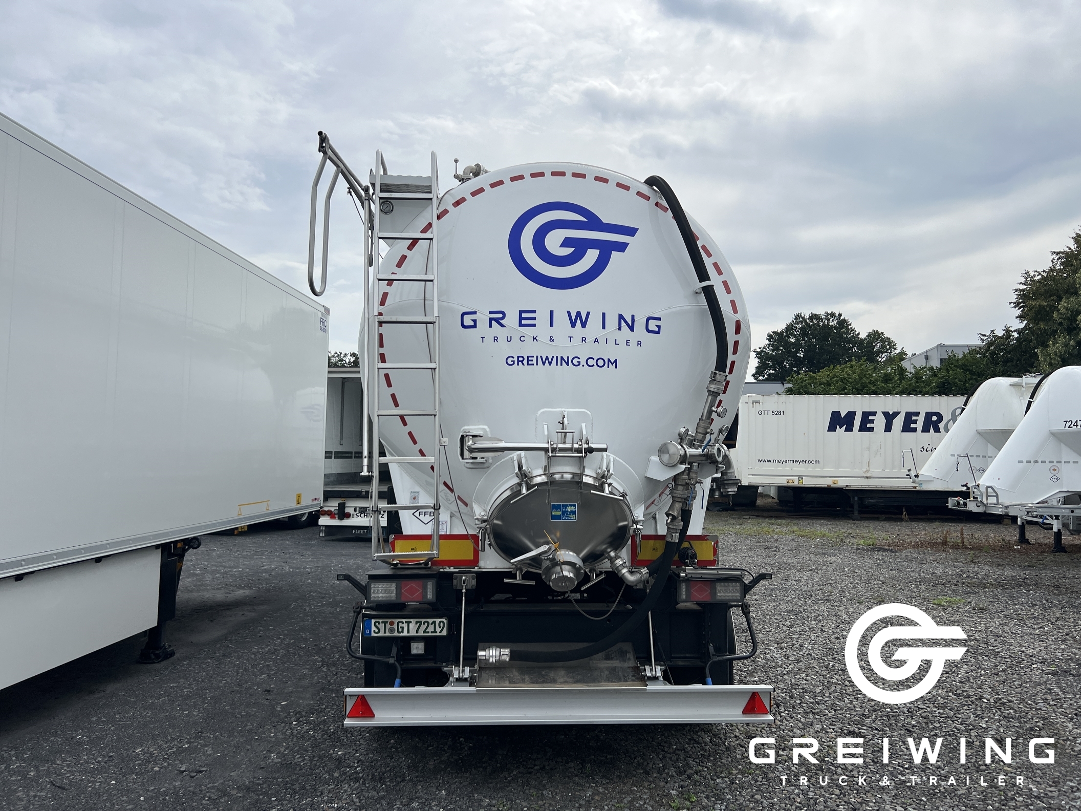 GTTC9636_2577008 vehicle image