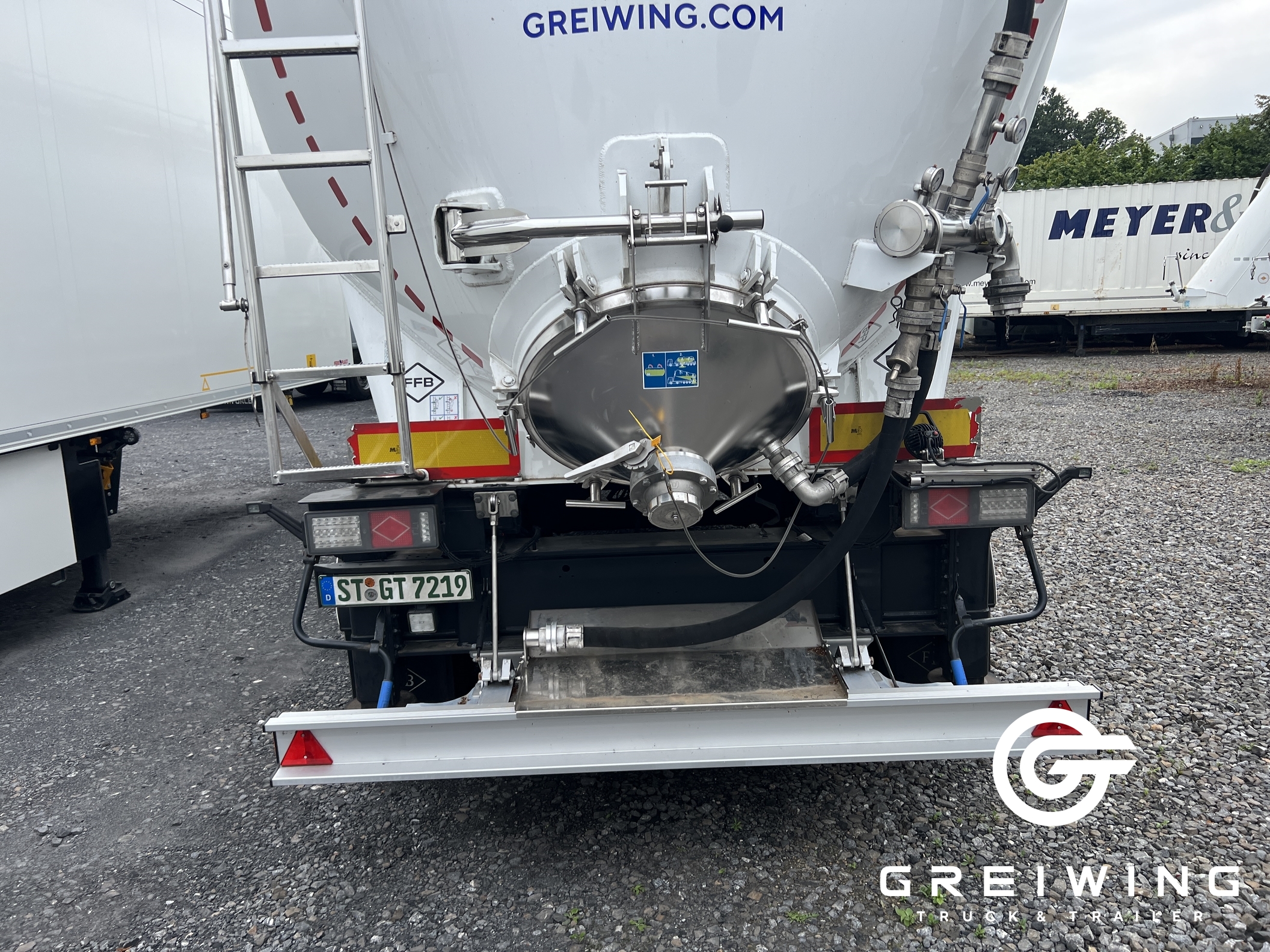 GTTC9636_2577008 vehicle image