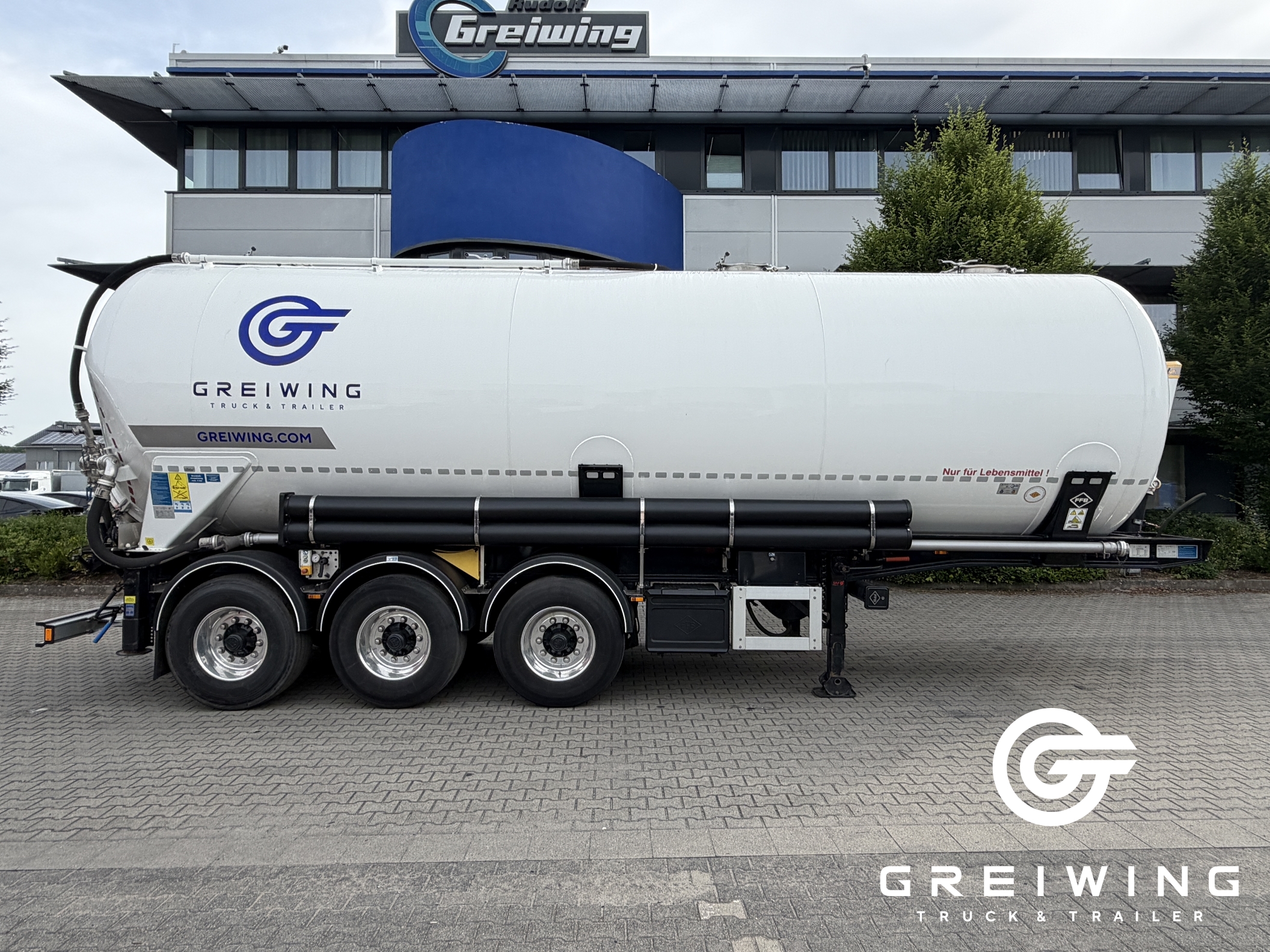 GTTC9636_2957928 vehicle image