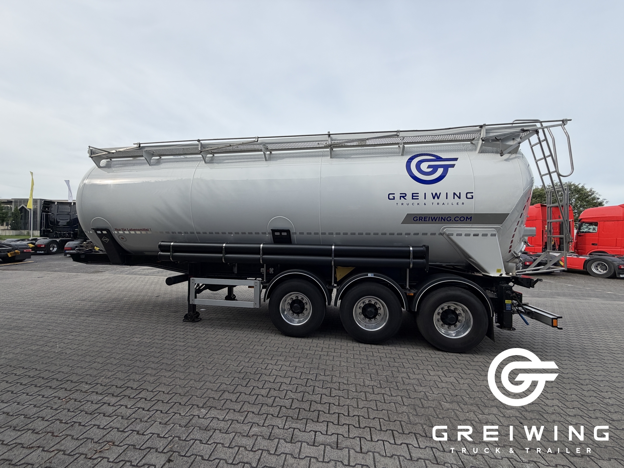 GTTC9636_2957928 vehicle image