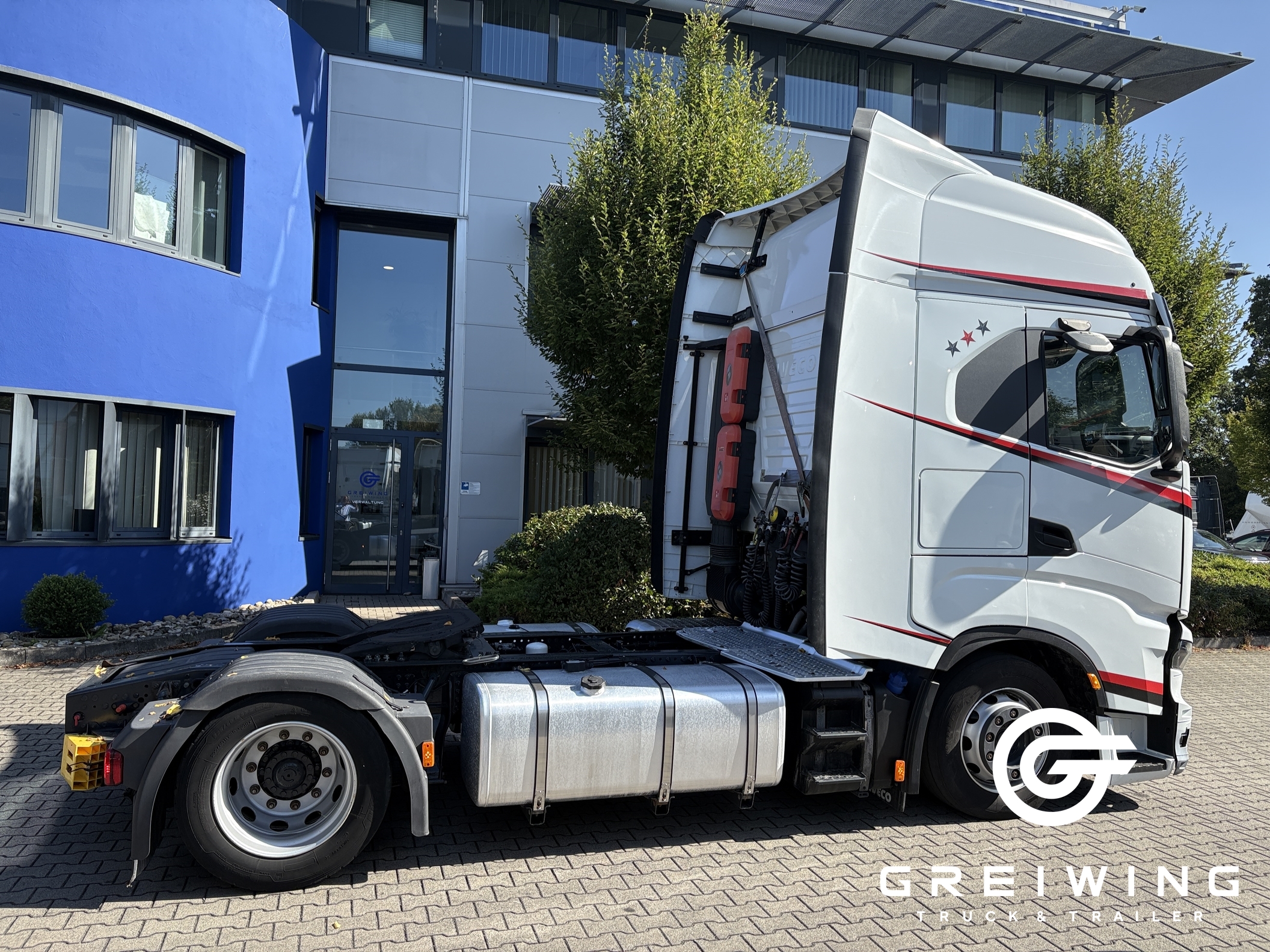 GTTC9636_2708474 vehicle image