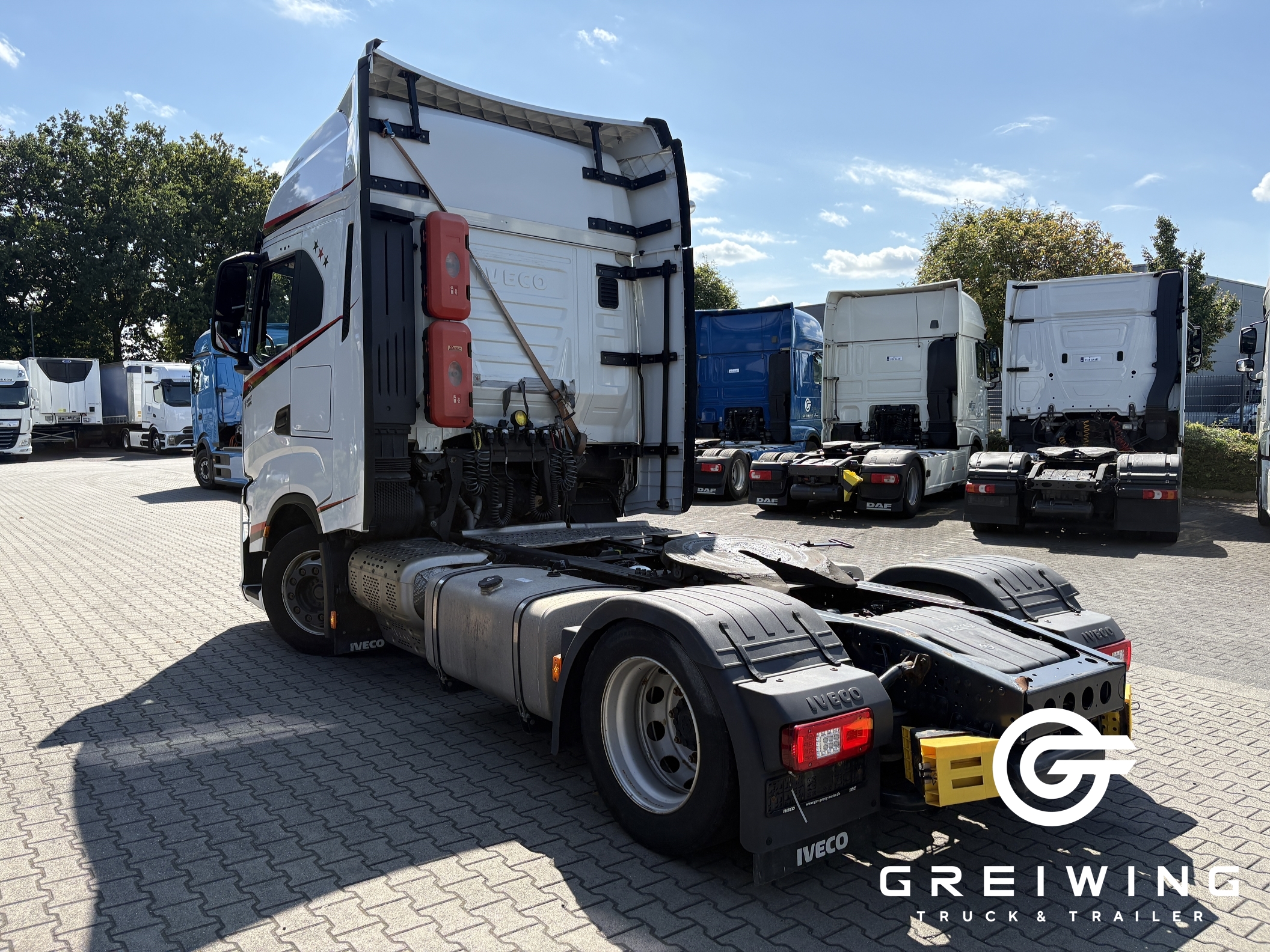 GTTC9636_2708474 vehicle image