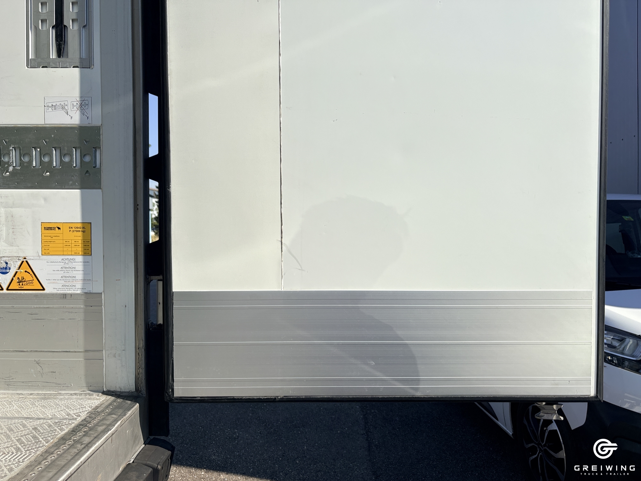 GTTC9636_2957930 vehicle image