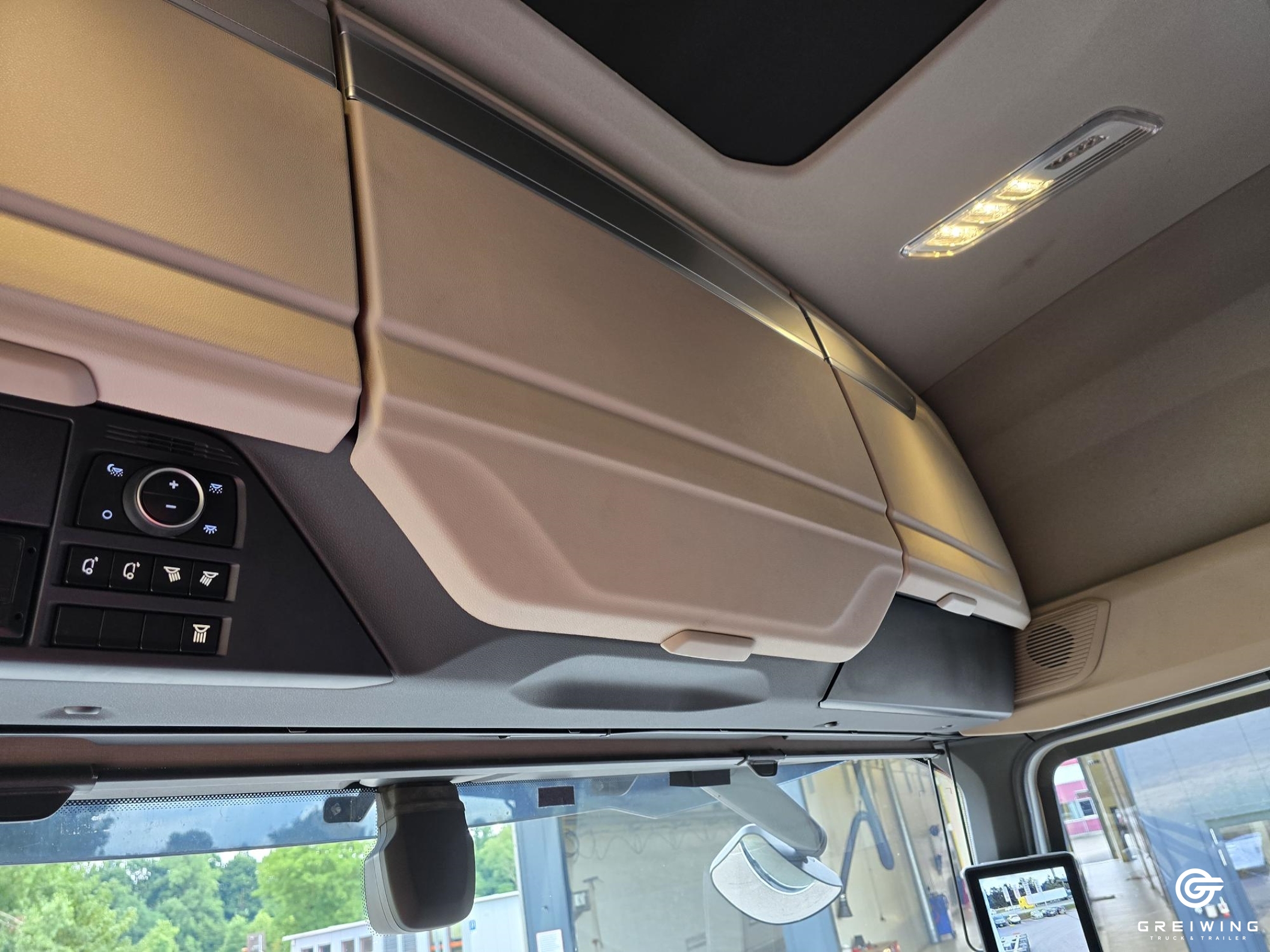 GTTC9636_2957932 vehicle image