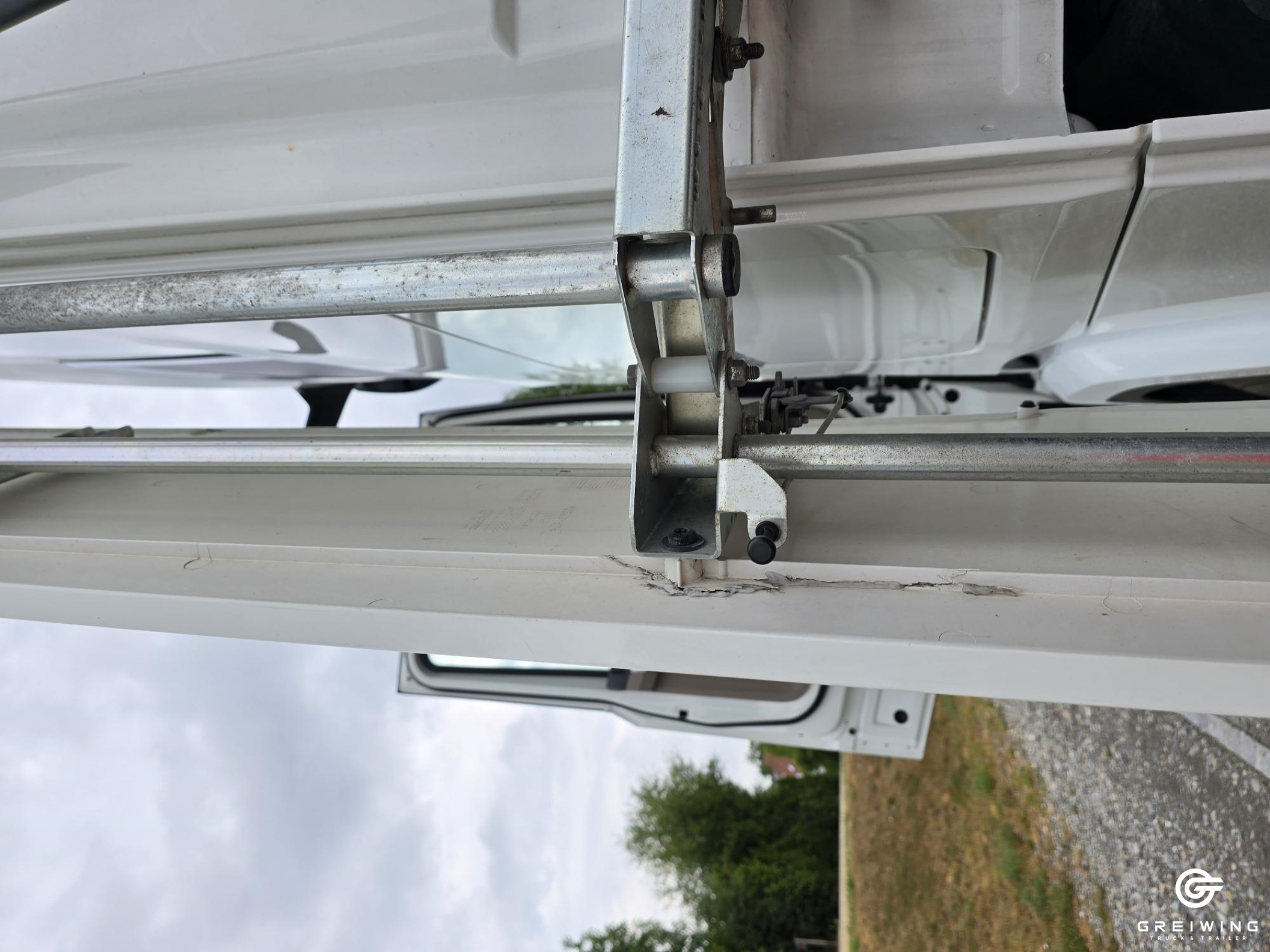 GTTC9636_2957932 vehicle image