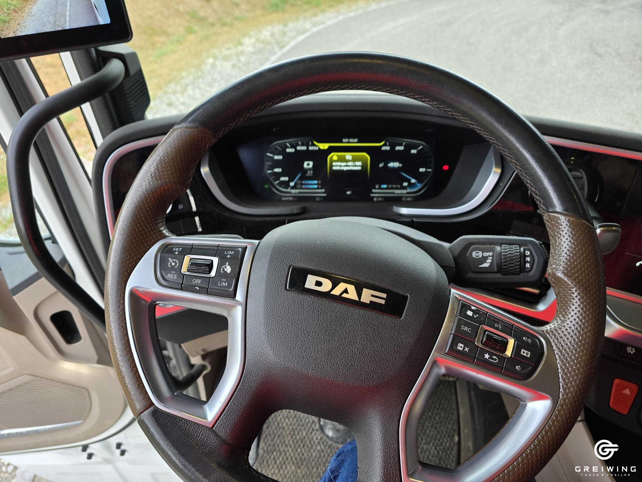GTTC9636_2957932 vehicle image