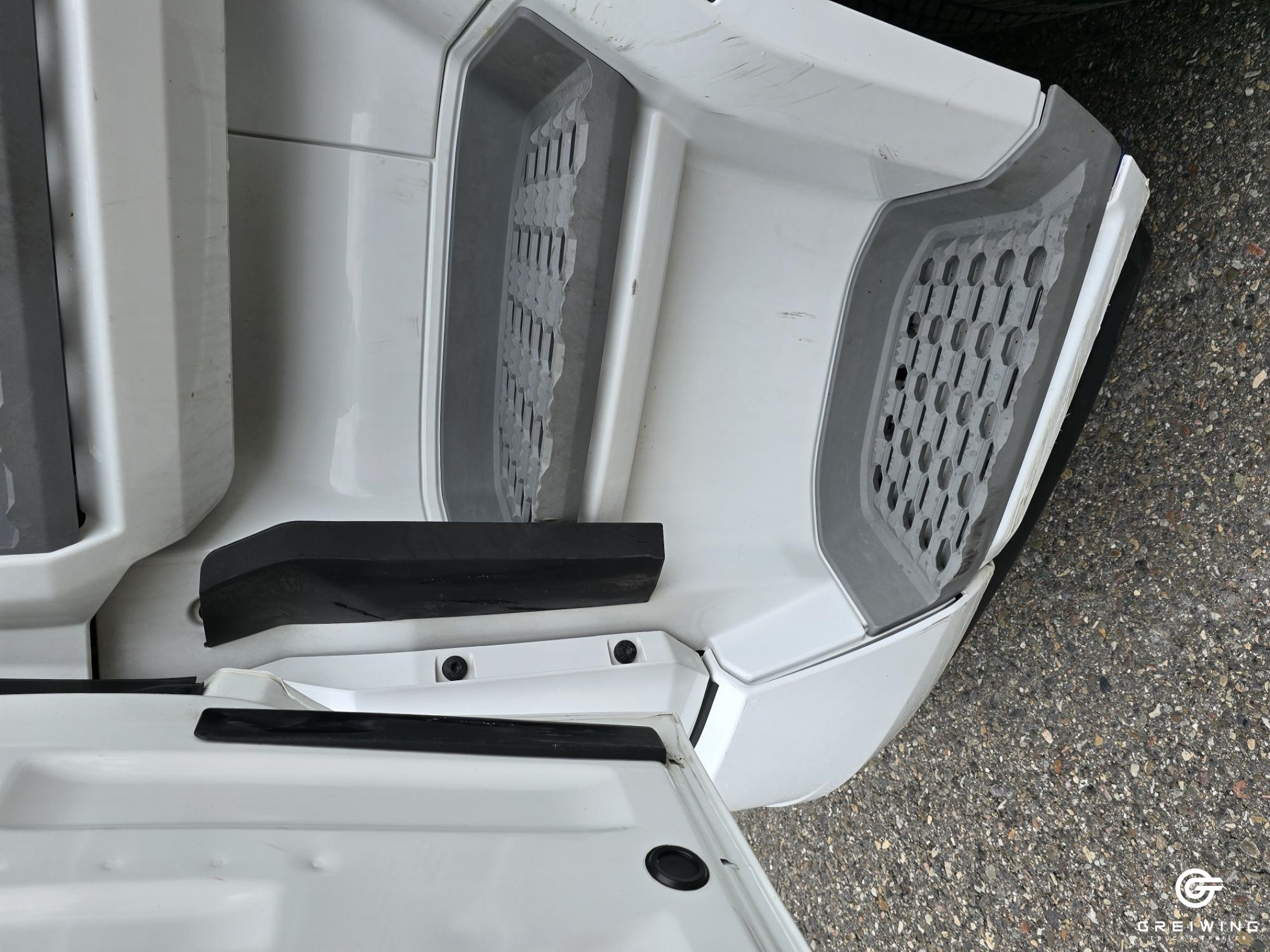 GTTC9636_2957932 vehicle image