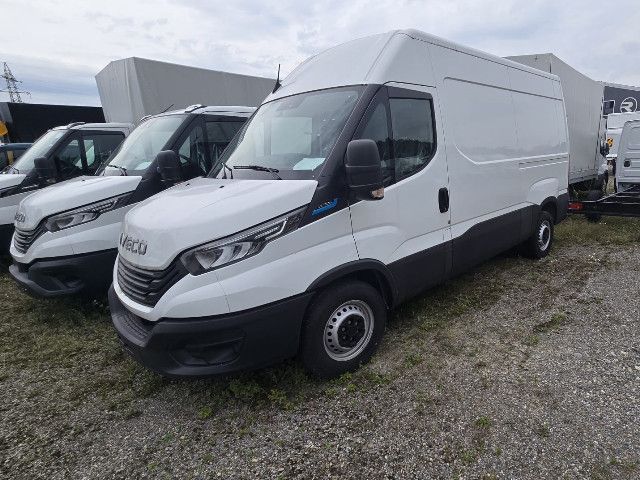 IVEC8500_2712942 vehicle image