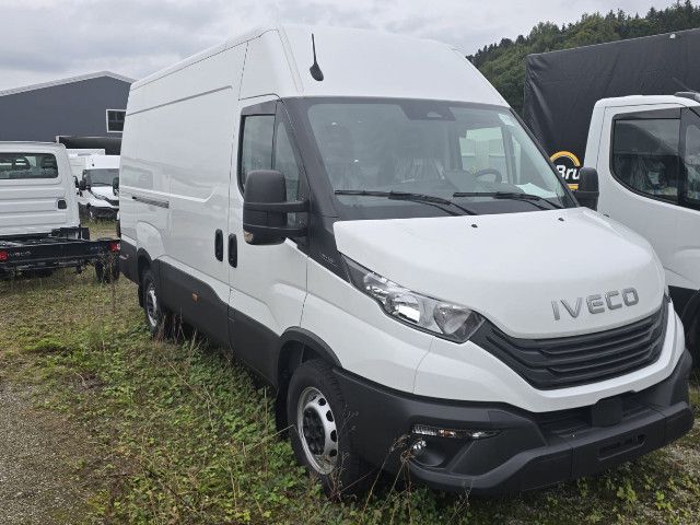 IVEC8500_2712953 vehicle image
