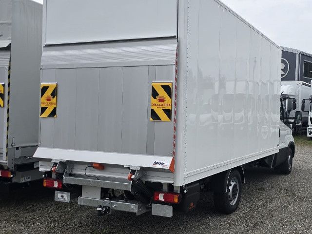 IVEC8500_2712952 vehicle image