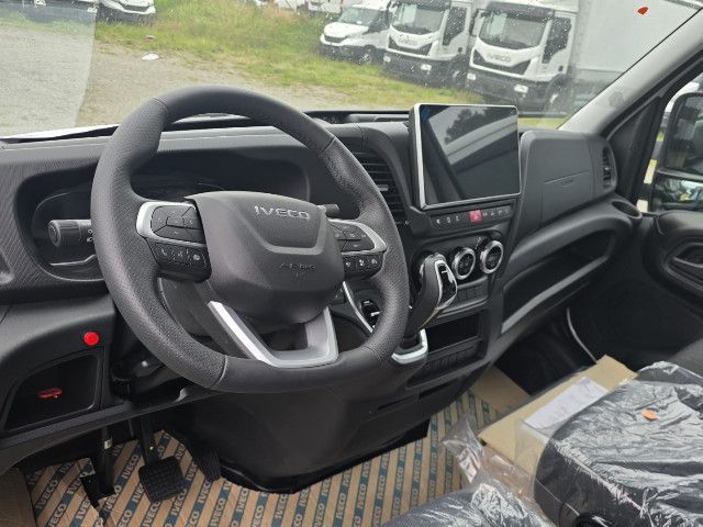 IVEC8500_2712950 vehicle image