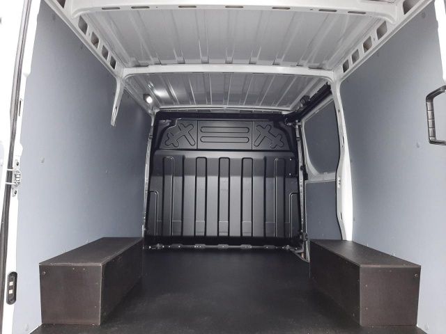 IVEC8500_2645173 vehicle image
