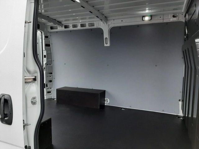 IVEC8500_2645173 vehicle image
