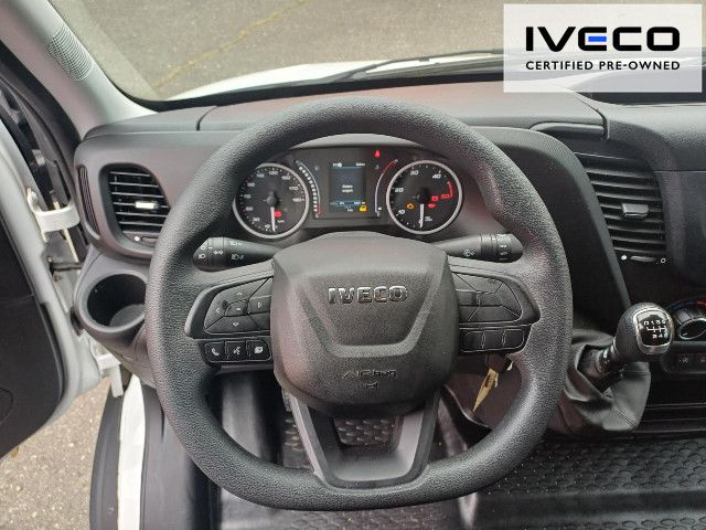 OKTR8398_2581579 vehicle image