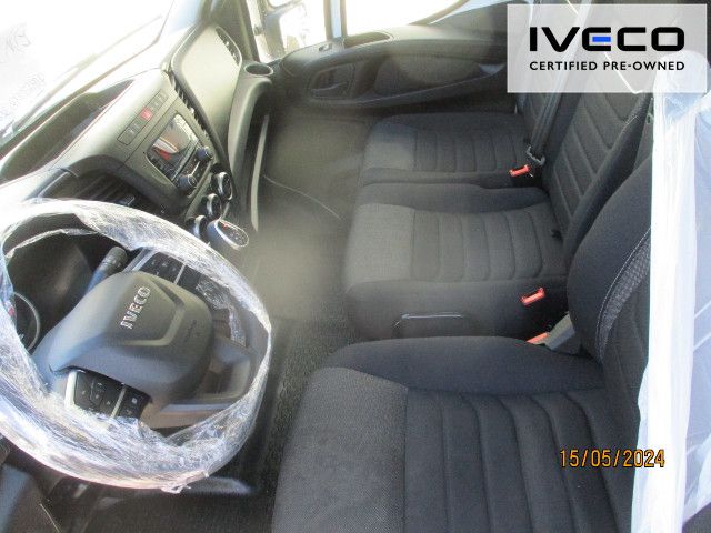 OKTR8398_2581580 vehicle image