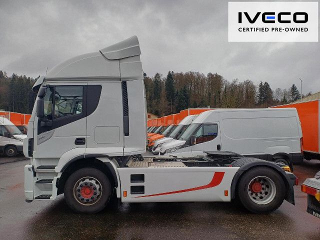 OKTR8398_2656136 vehicle image