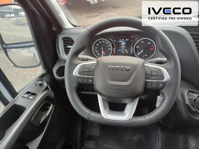 OKTR8398_2656131 vehicle image