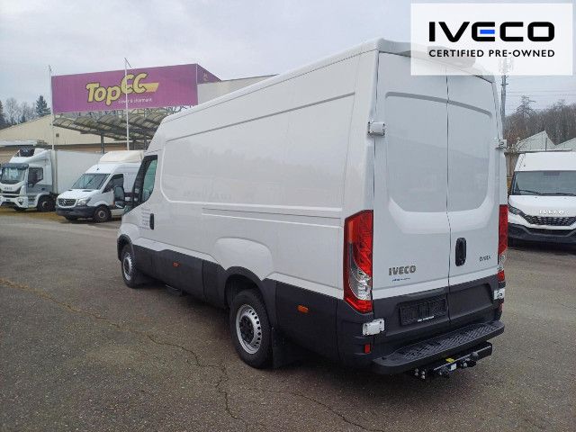 OKTR8398_2581578 vehicle image