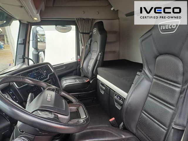 OKTR8398_2828444 vehicle image