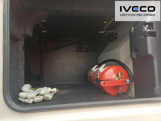 OKTR8398_2828444 vehicle image