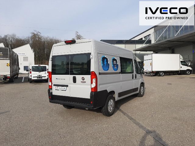 OKTR8398_2734404 vehicle image